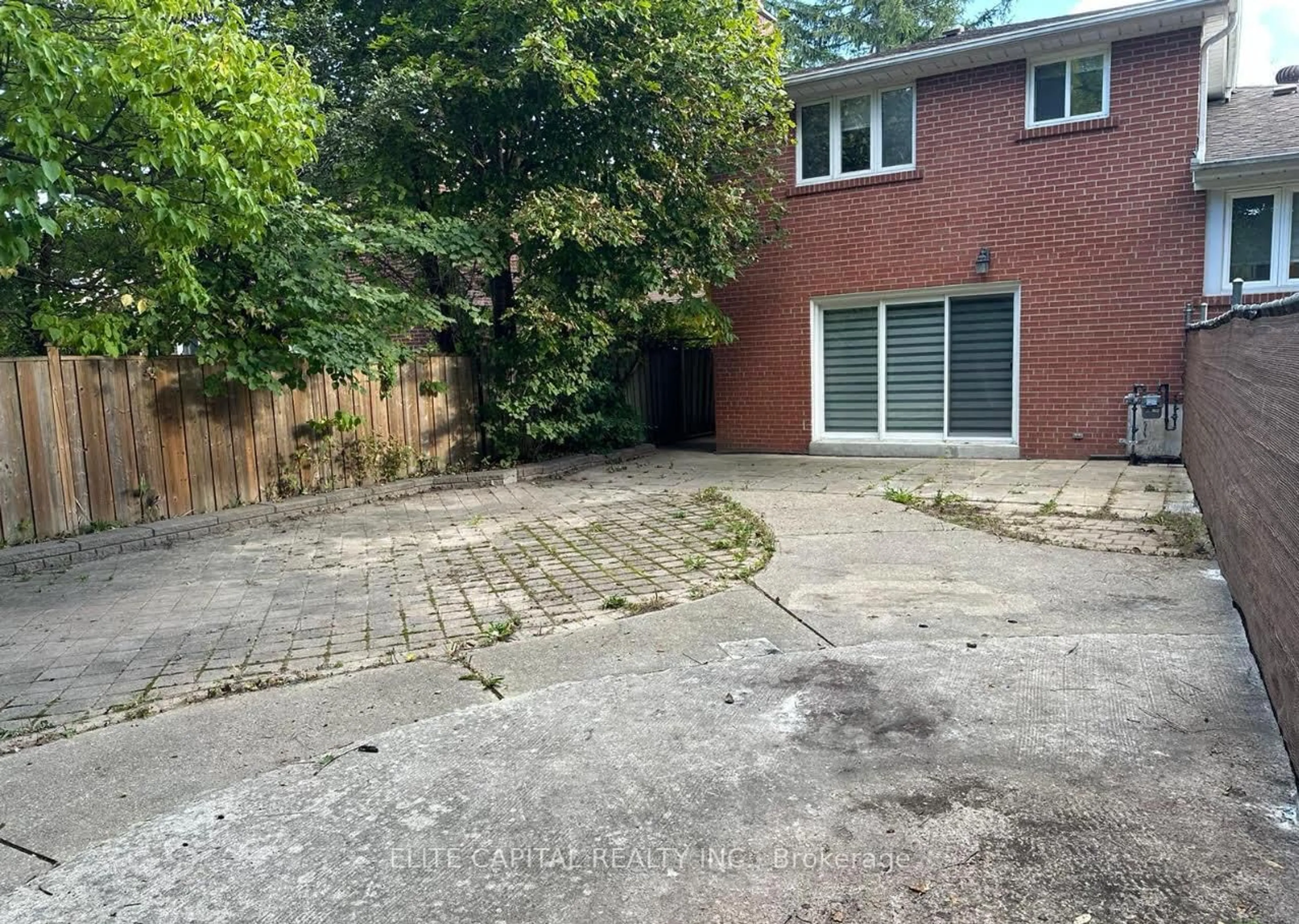 Patio, street for 218 Chartland Blvd, Toronto Ontario M1S 2S5