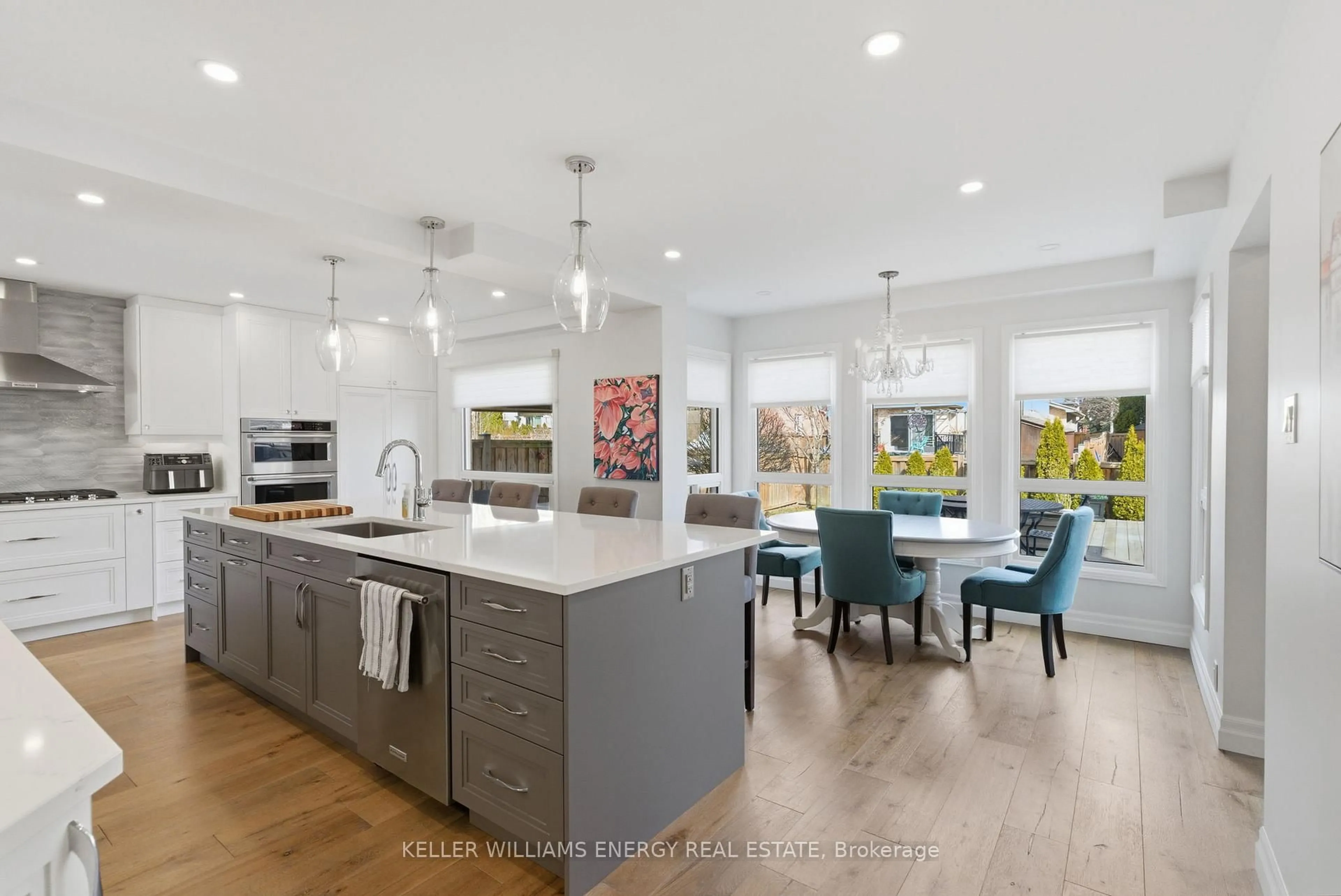 Open concept kitchen, unknown for 34 Lumsden Cres, Whitby Ontario L1R 1G6