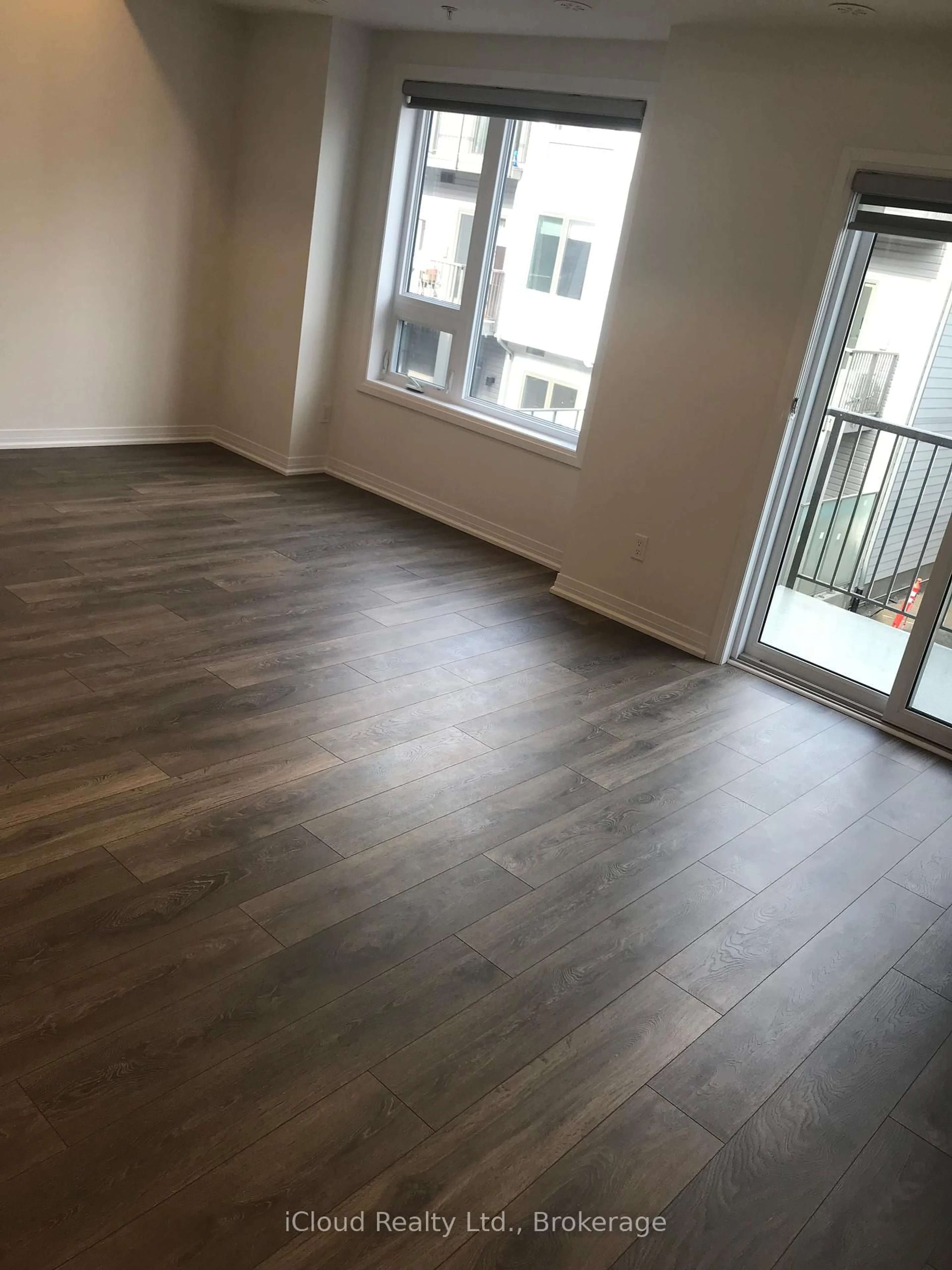 A pic of a room for 2635 William Jackson Dr #114, Pickering Ontario L1X 0L2