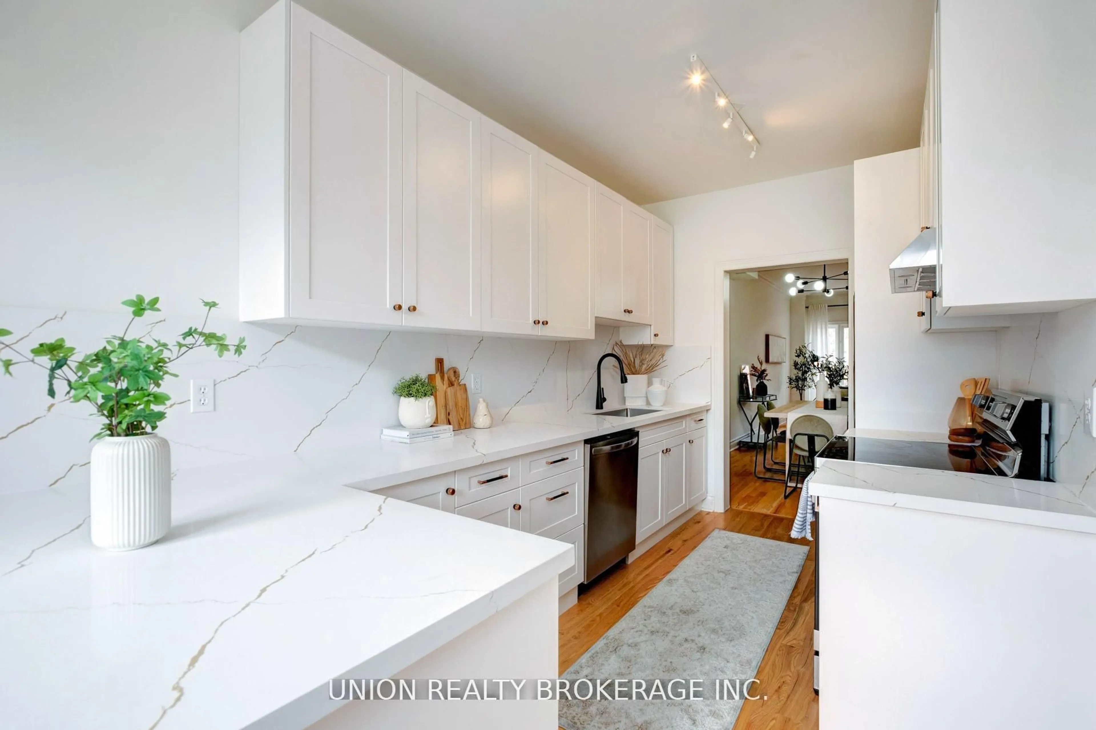 Contemporary kitchen, unknown for 59D Woodbine Ave, Toronto Ontario M4L 3P1