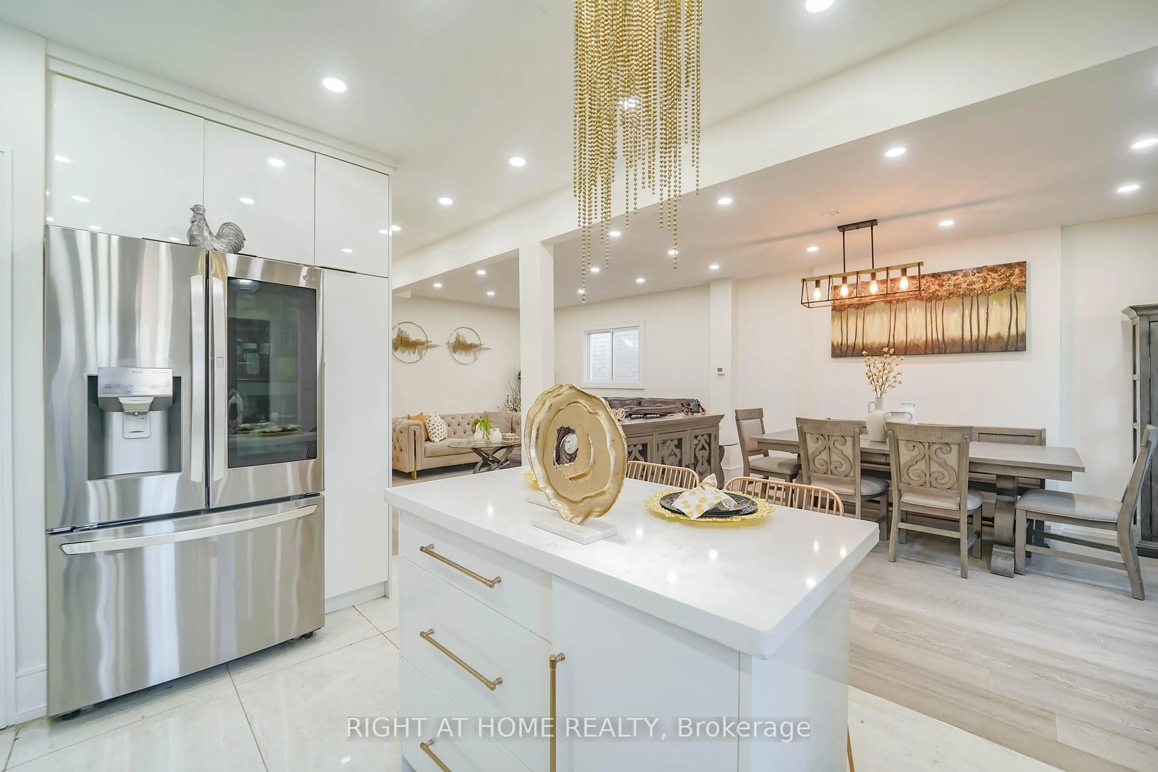 Open concept kitchen, ceramic/tile floor for 174 Aylesworth Ave, Toronto Ontario M1N 2J6