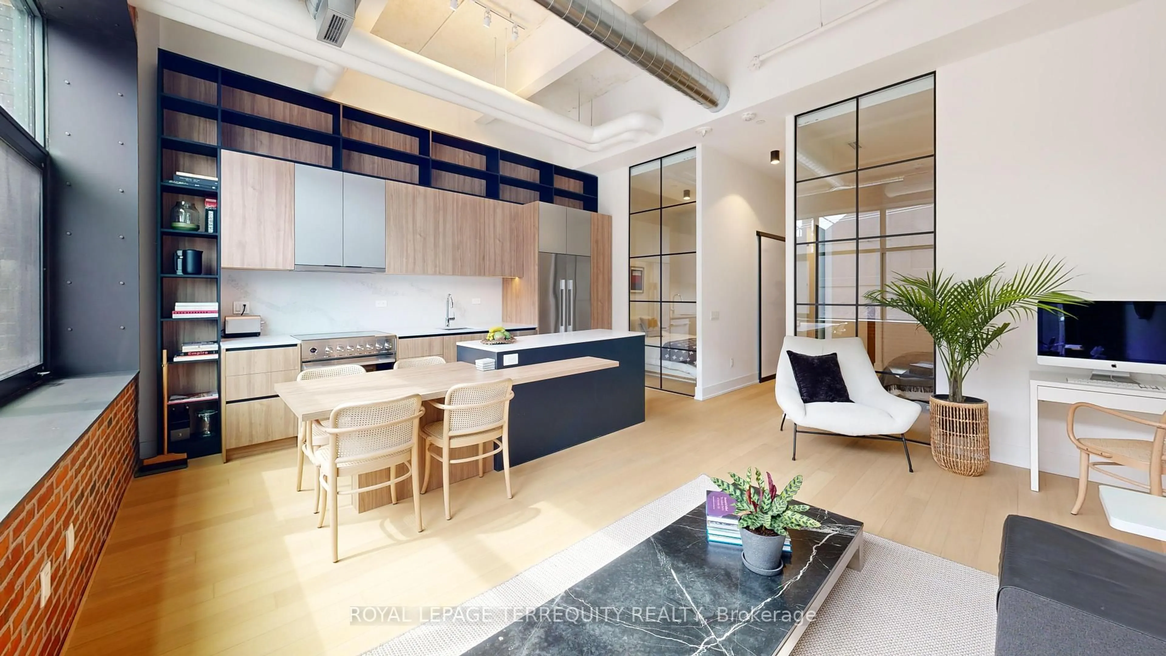 Unknown for 150 Logan Ave #204, Toronto Ontario M4M 0E4