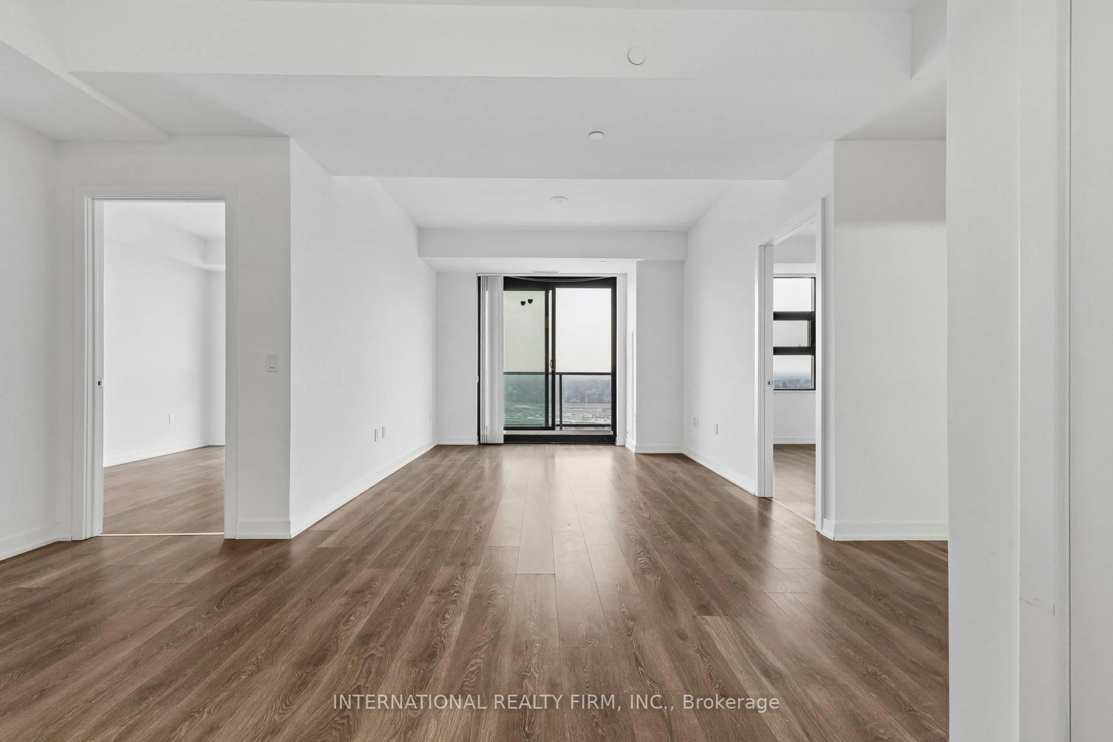 A pic of a room for 1606 Charles St #1701, Whitby Ontario L1N 0P1