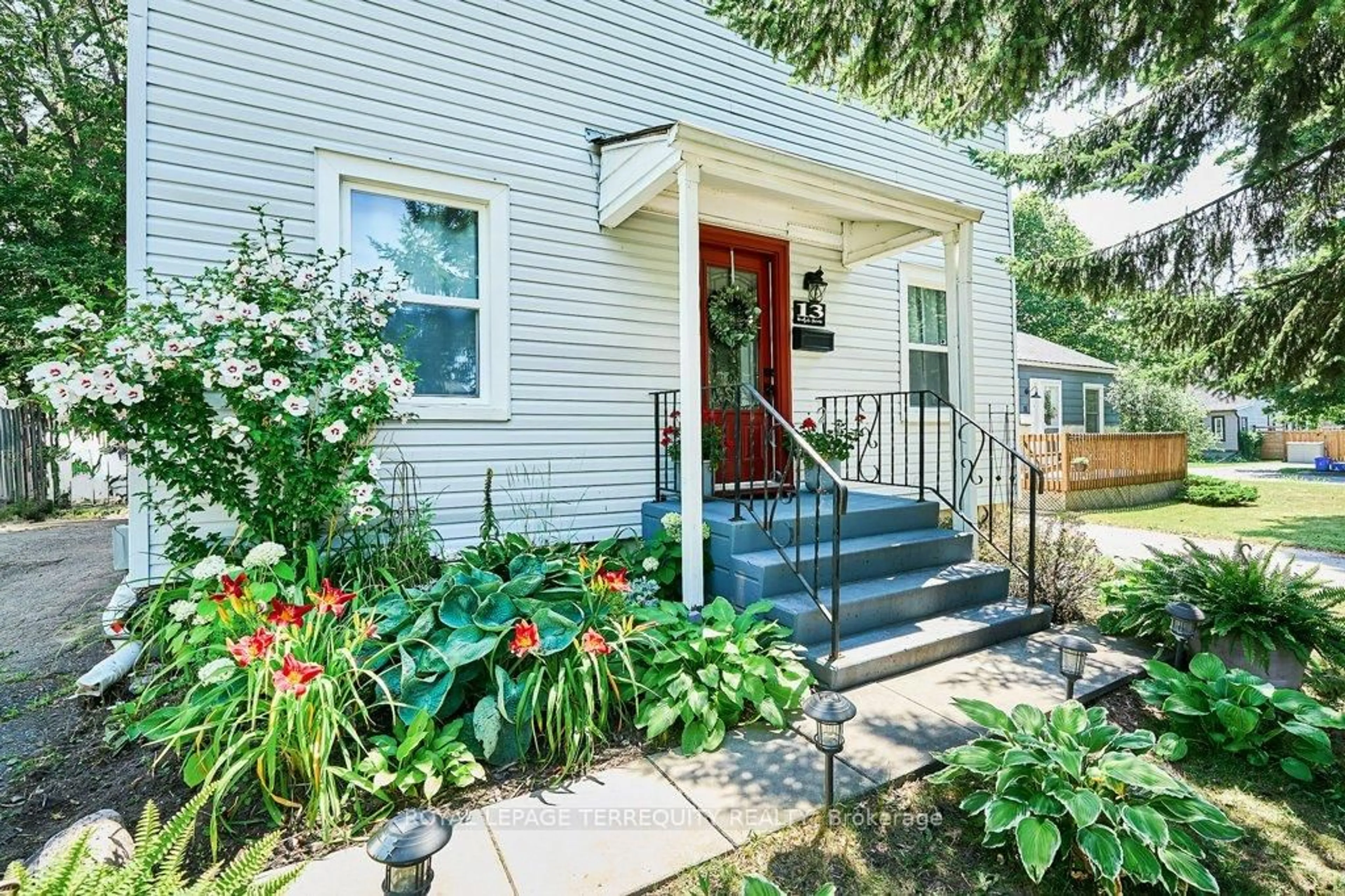 Unknown for 13 Windsor Ave, Ajax Ontario L1S 2A8