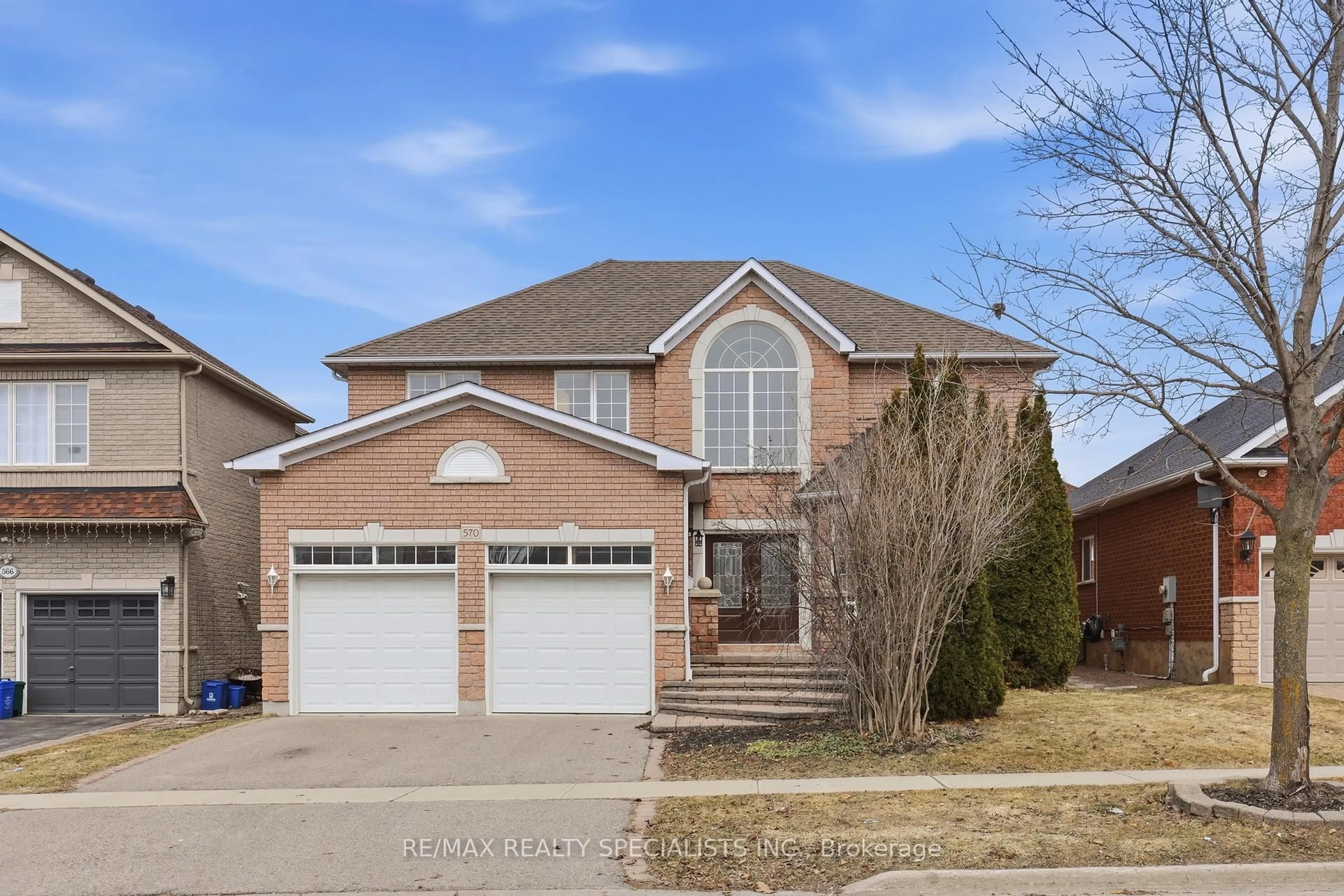 Home with brick exterior material, street for 570 Blackwood Blvd, Oshawa Ontario L1K 2N6