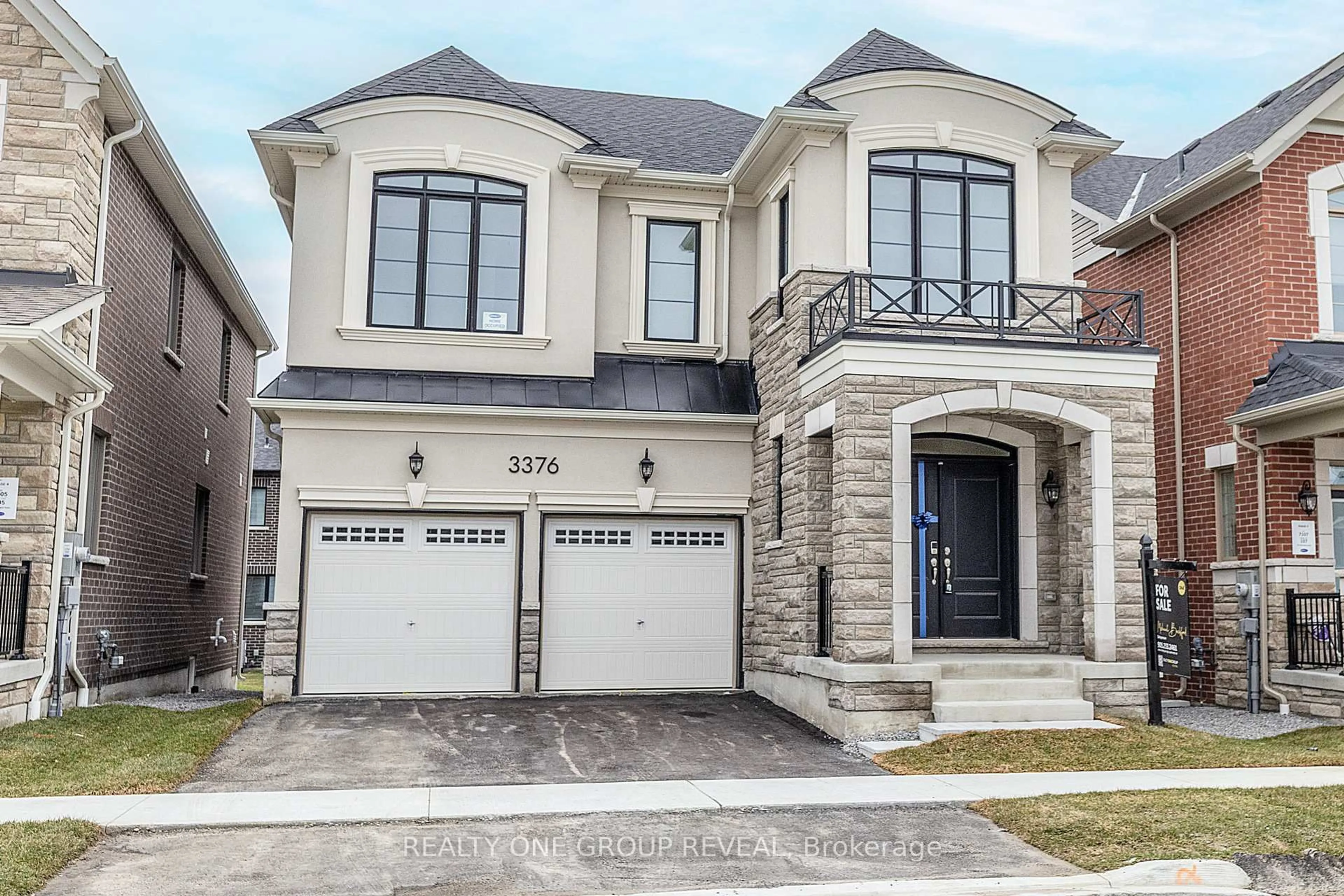 Home with brick exterior material, street for 3376 Marchington Sq, Pickering Ontario L1X 0T1