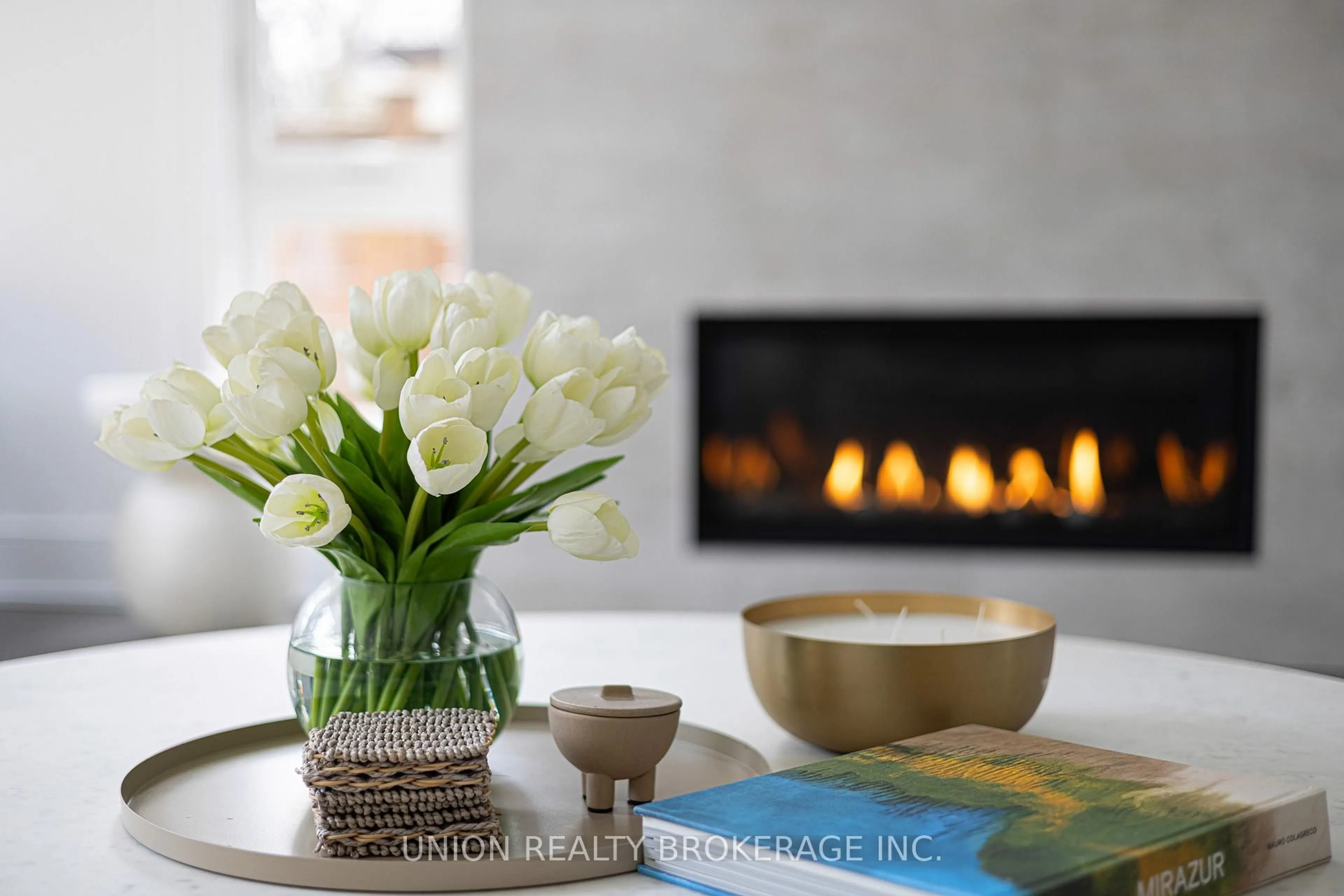 Unknown for 105 Kenilworth Ave, Toronto Ontario M4L 3S4