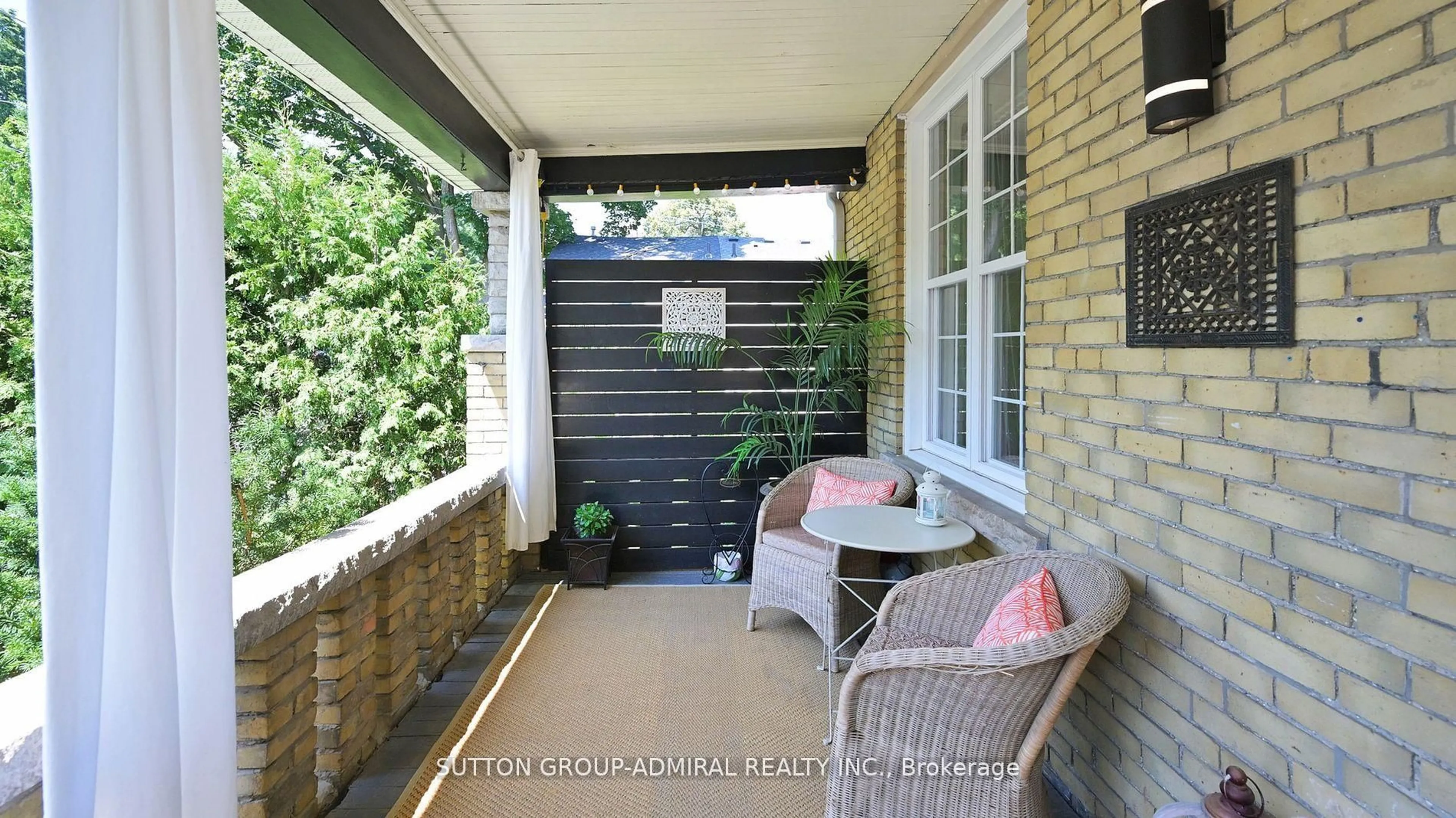 Patio, street for 117 BELLHAVEN Rd, Toronto Ontario M4L 3J9