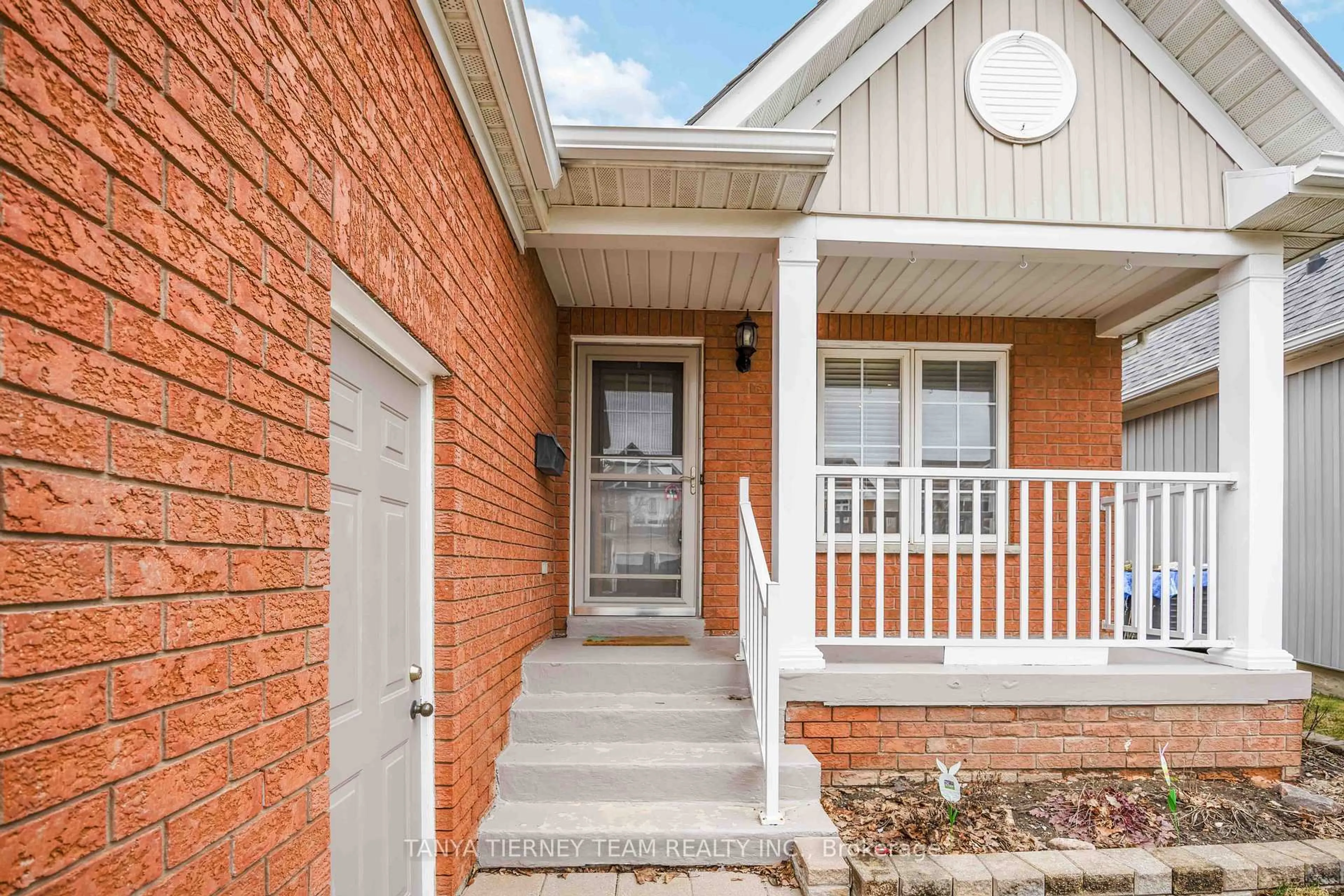 Home with brick exterior material, street for 1130 Oakhill Ave, Oshawa Ontario L1K 2P1
