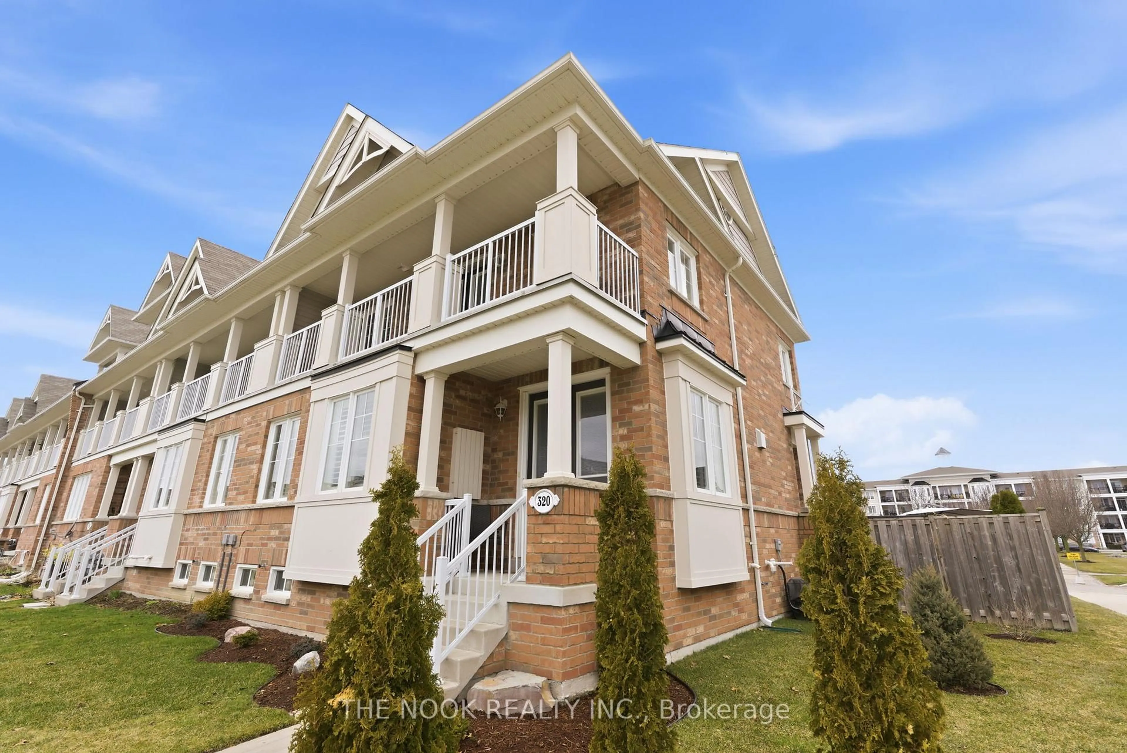 Unknown for 320 Lakebreeze Dr, Clarington Ontario L1B 0A1