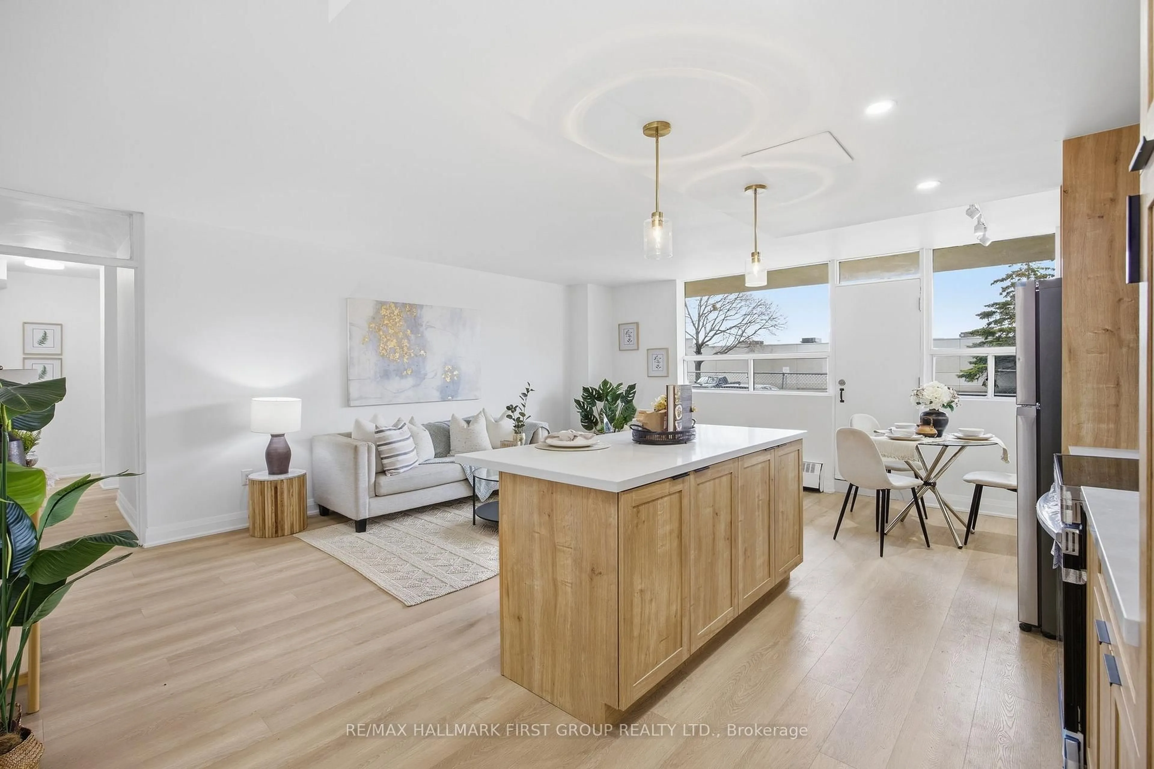 Open concept kitchen, unknown for 1950 Kennedy Rd #101, Toronto Ontario M1P 4S9