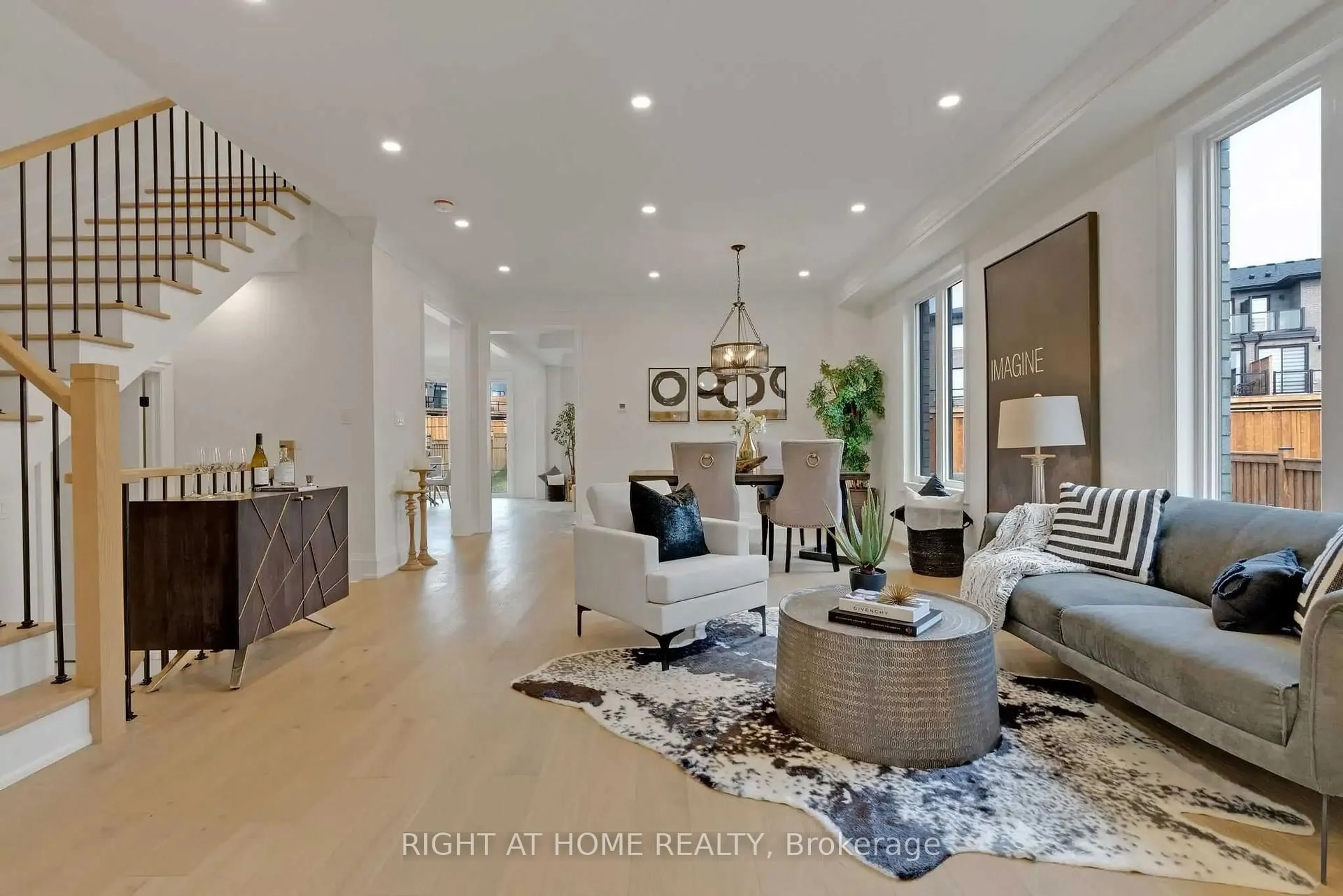 Unknown for 135 Courvier Cres, Clarington Ontario L1C 0E8