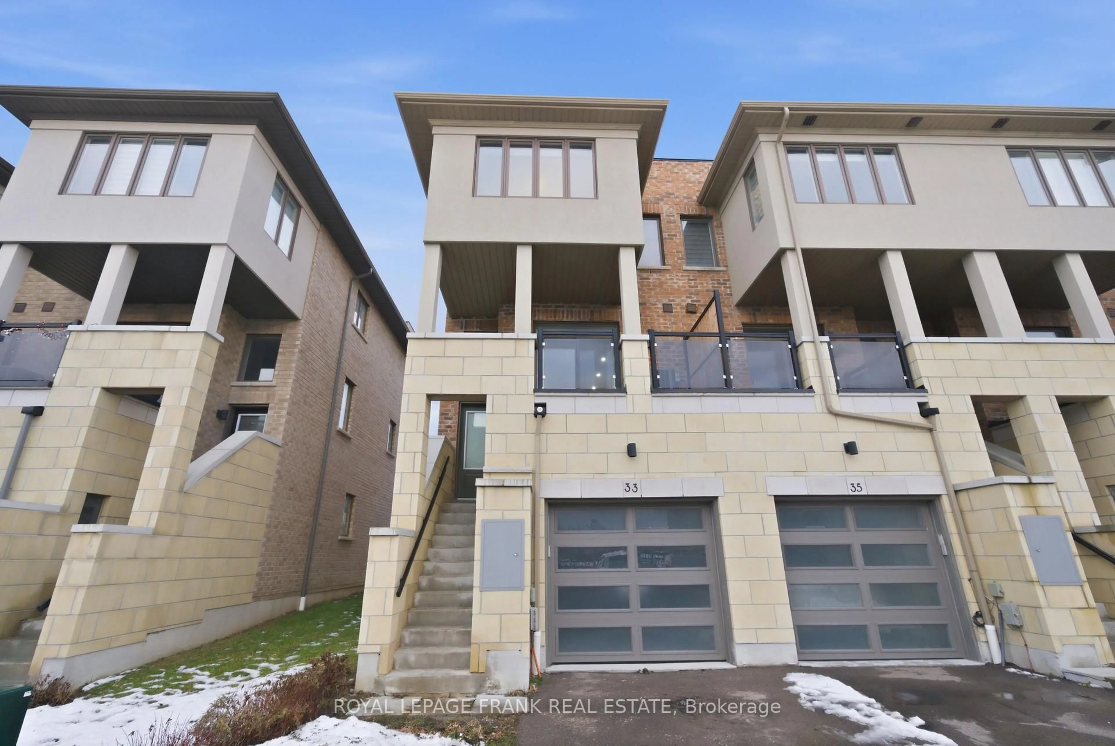 Unknown for 33 Donald Fleming Way #65, Whitby Ontario L1R 0N8