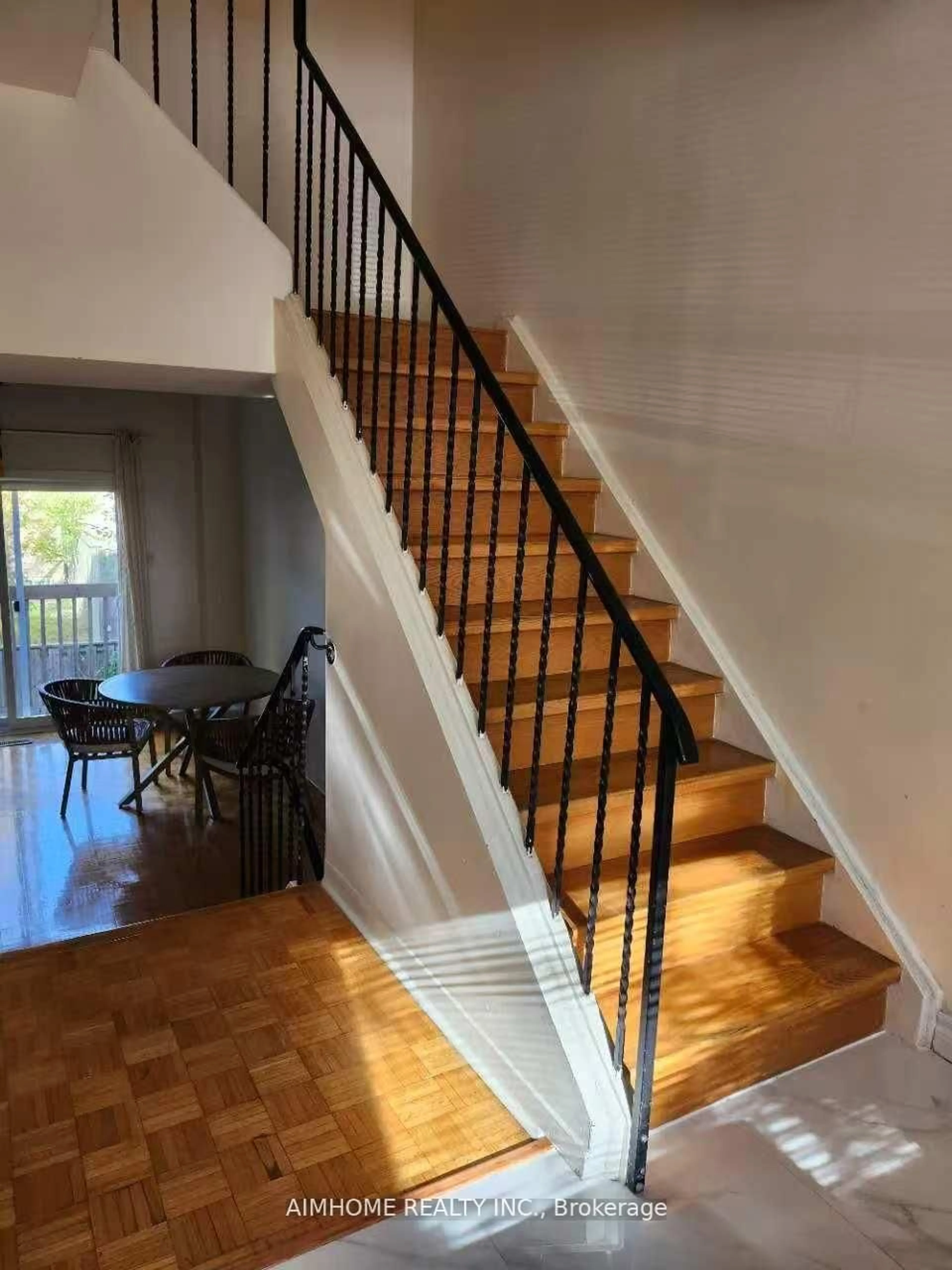 Stairs for 6 thunder Grve #100, Toronto Ontario M1V 1V6