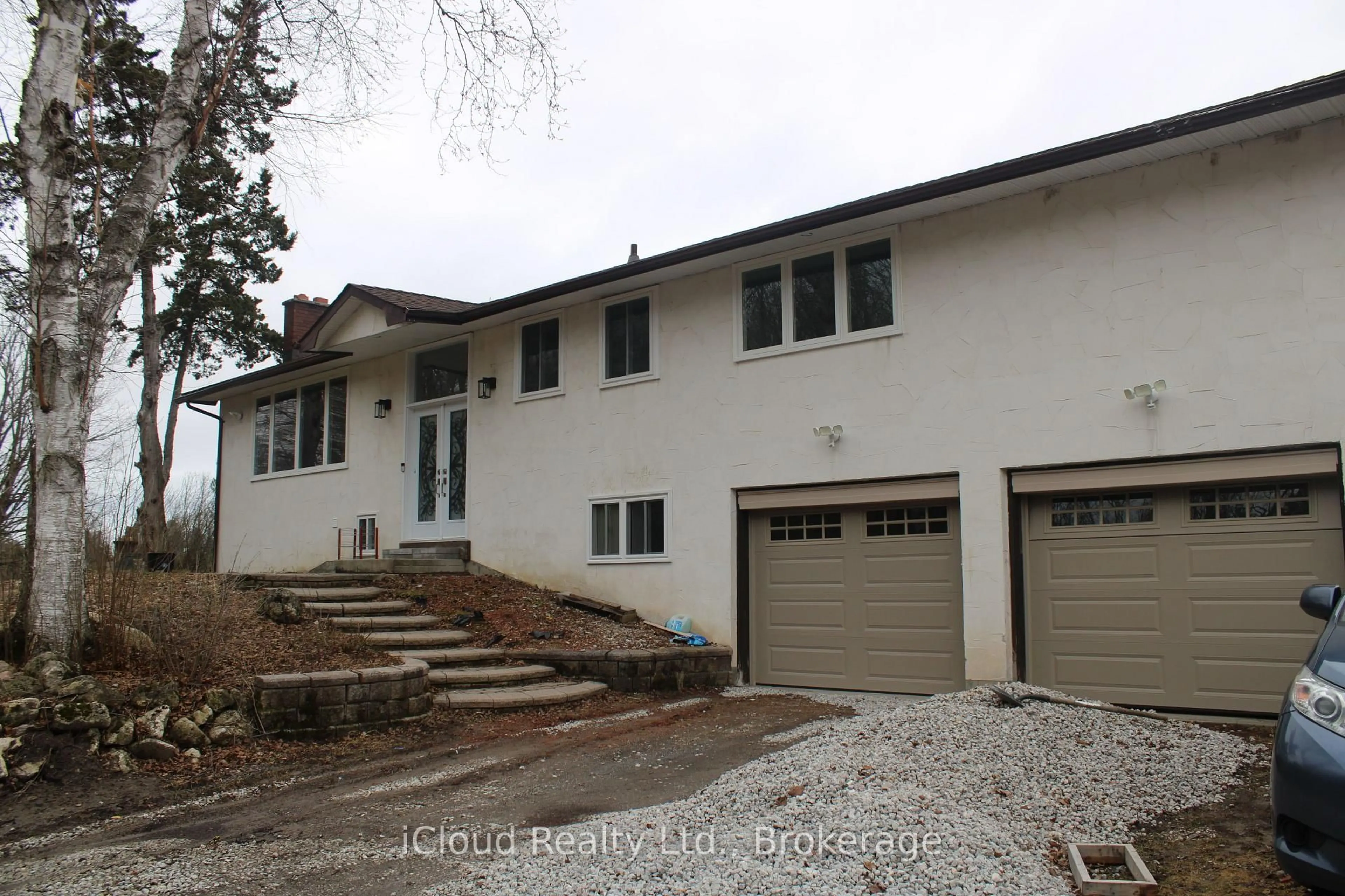 Unknown for 4430 Liberty St, Clarington Ontario L1C 3E6