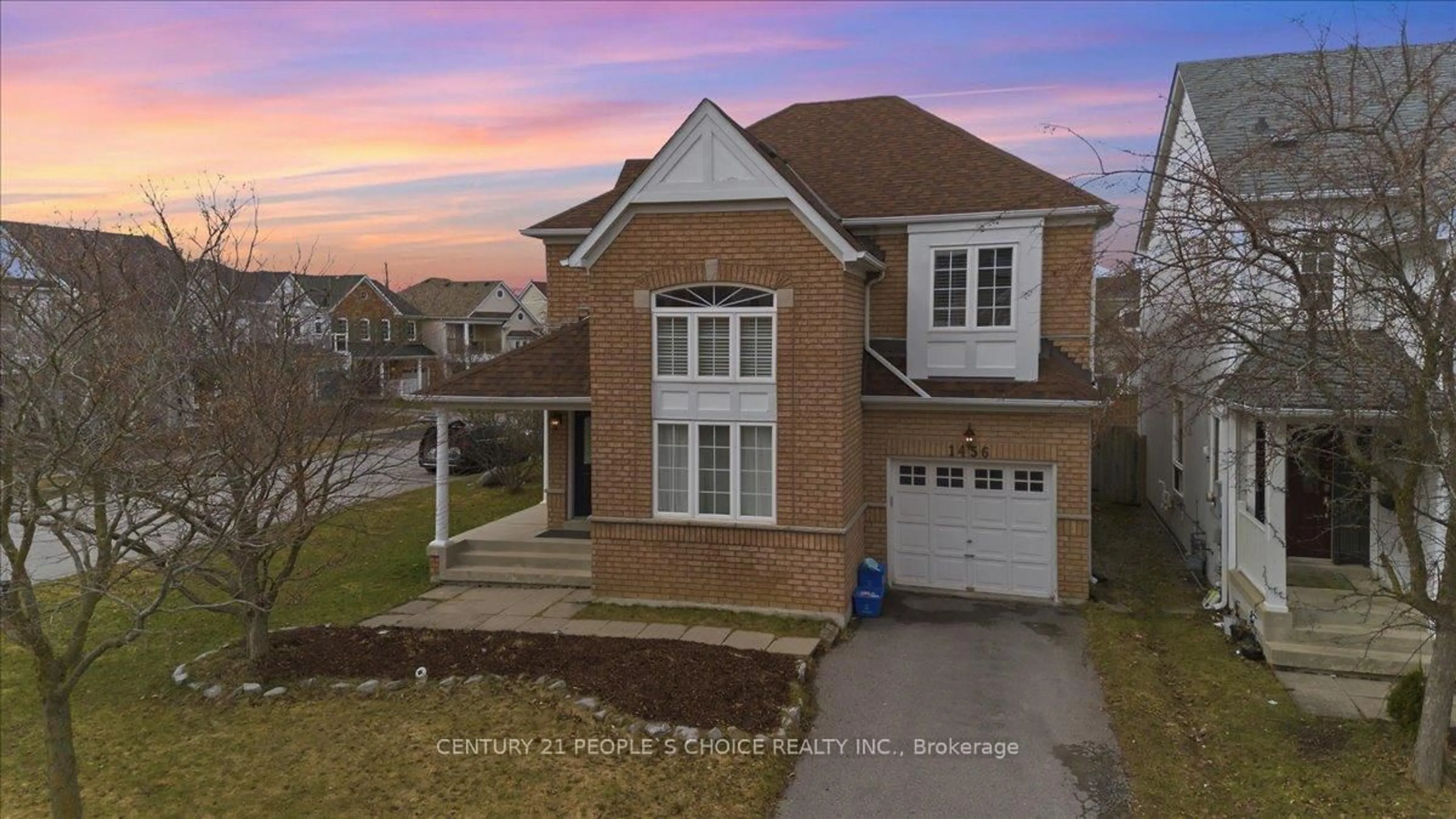 Home with brick exterior material, street for 1456 Lyncroft Cres, Oshawa Ontario L1K 2P4