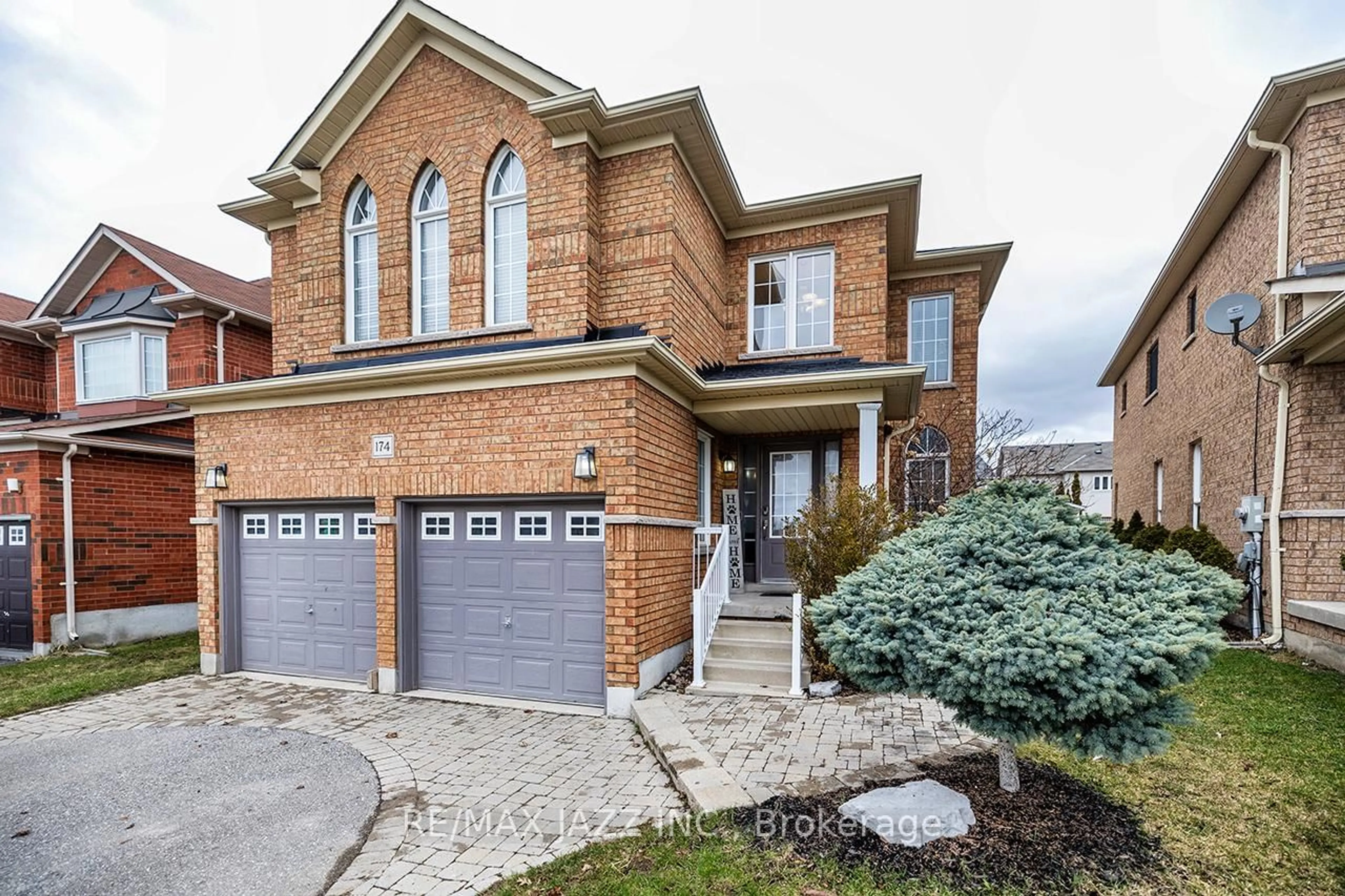 Home with brick exterior material, street for 174 Southfield Ave, Clarington Ontario L1E 3K1