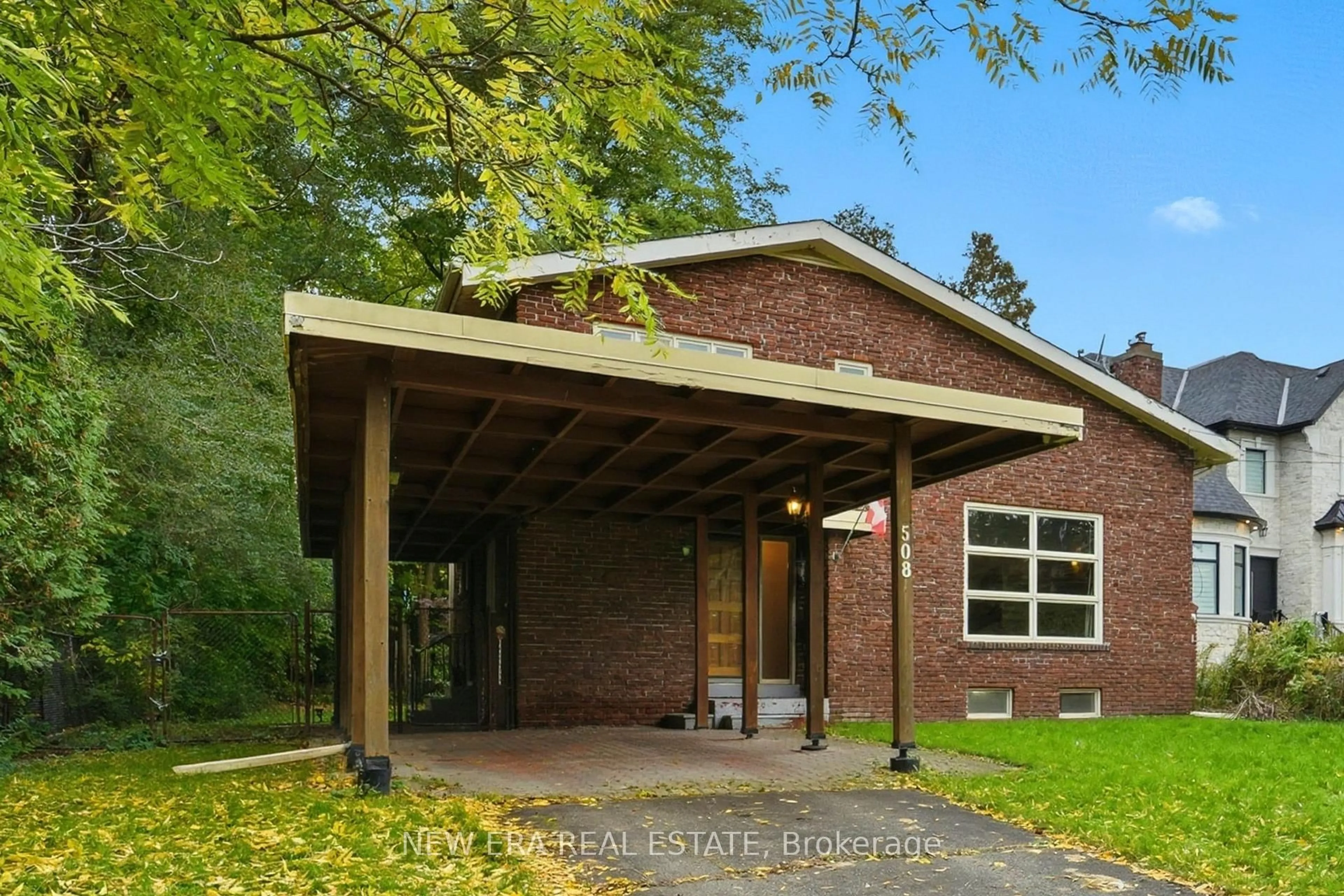 Home with brick exterior material, building for 508 Cliffview Rd, Pickering Ontario L1W 2N9