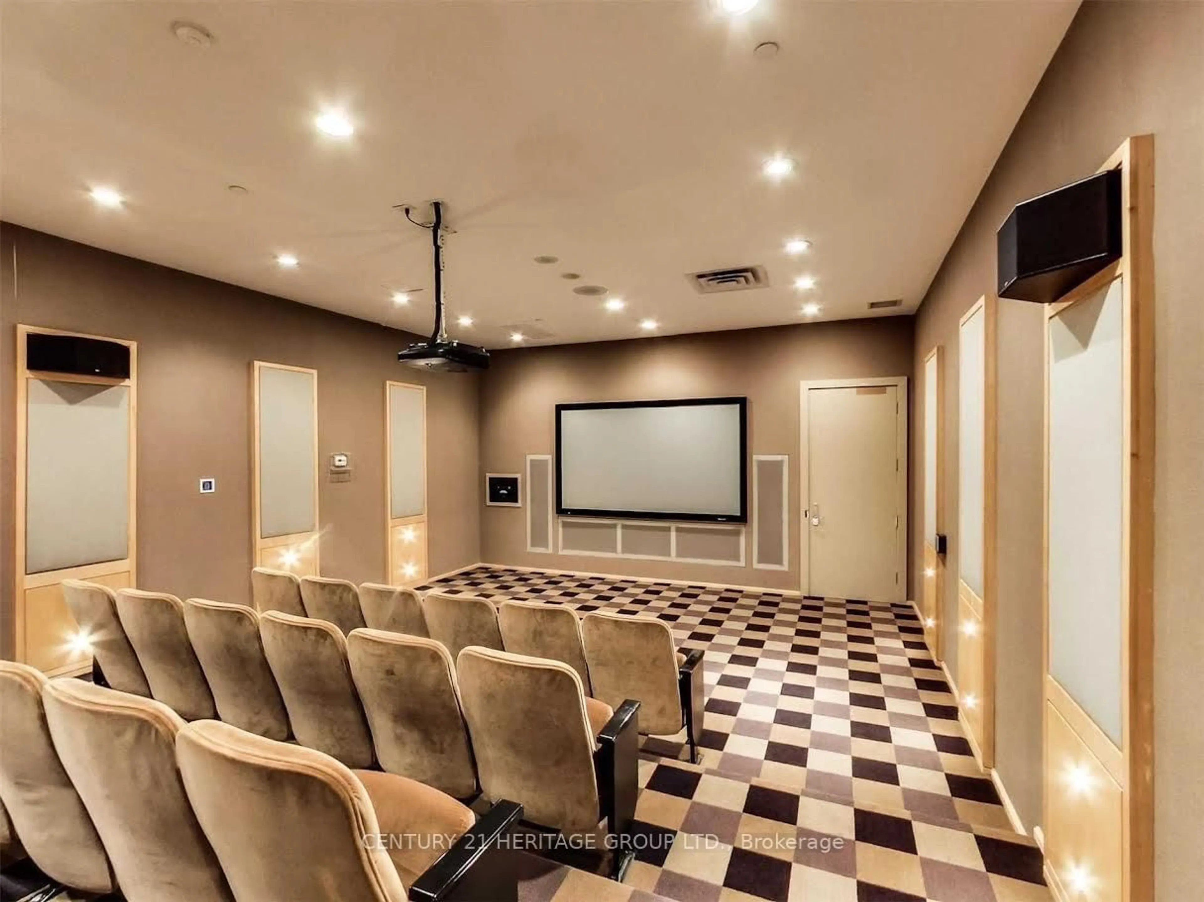 Home theater for 8 Mondeo Dr #415, Toronto Ontario M1P 5C7