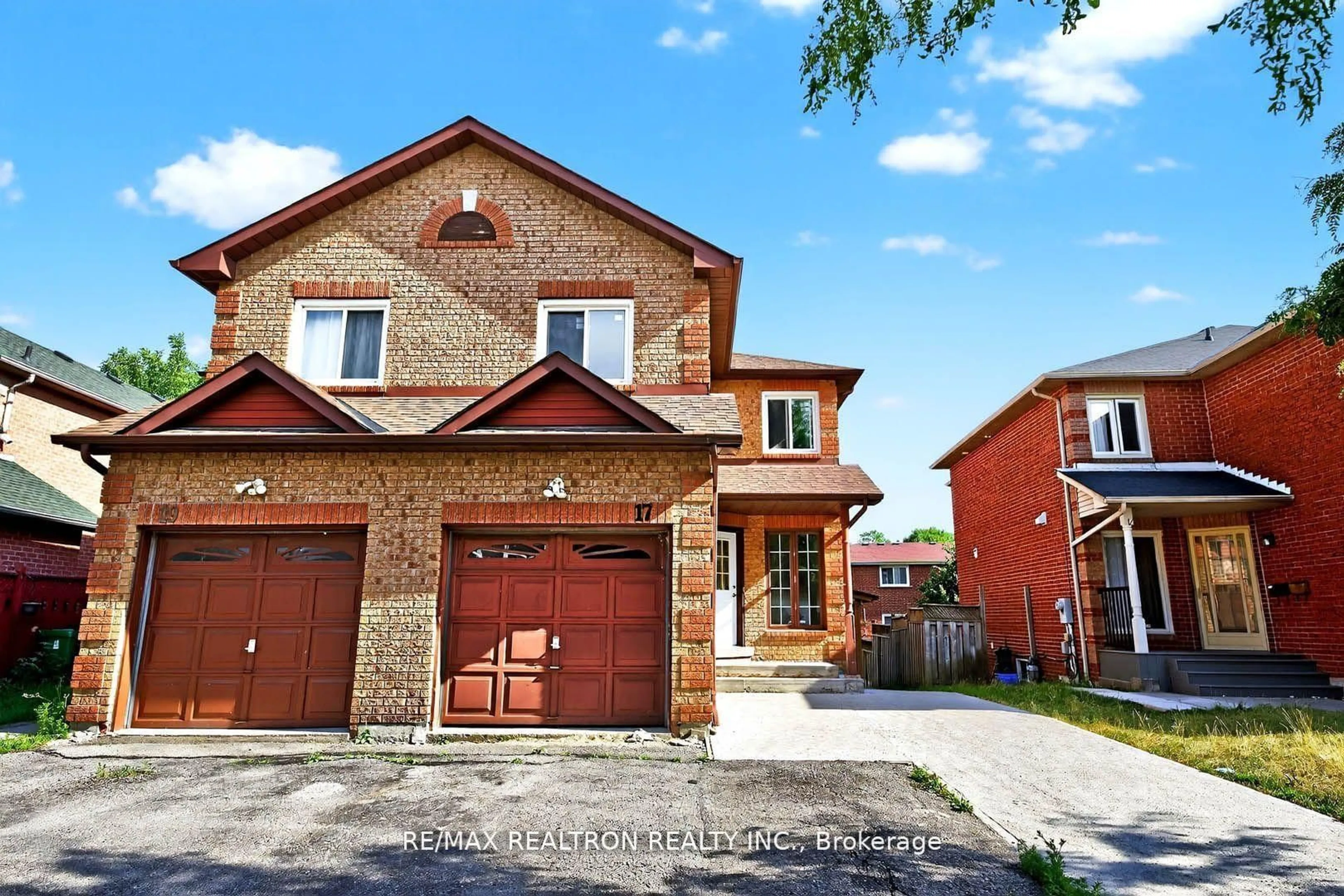 Home with brick exterior material, street for 17 Lenthall Ave, Toronto Ontario M1B 2C7