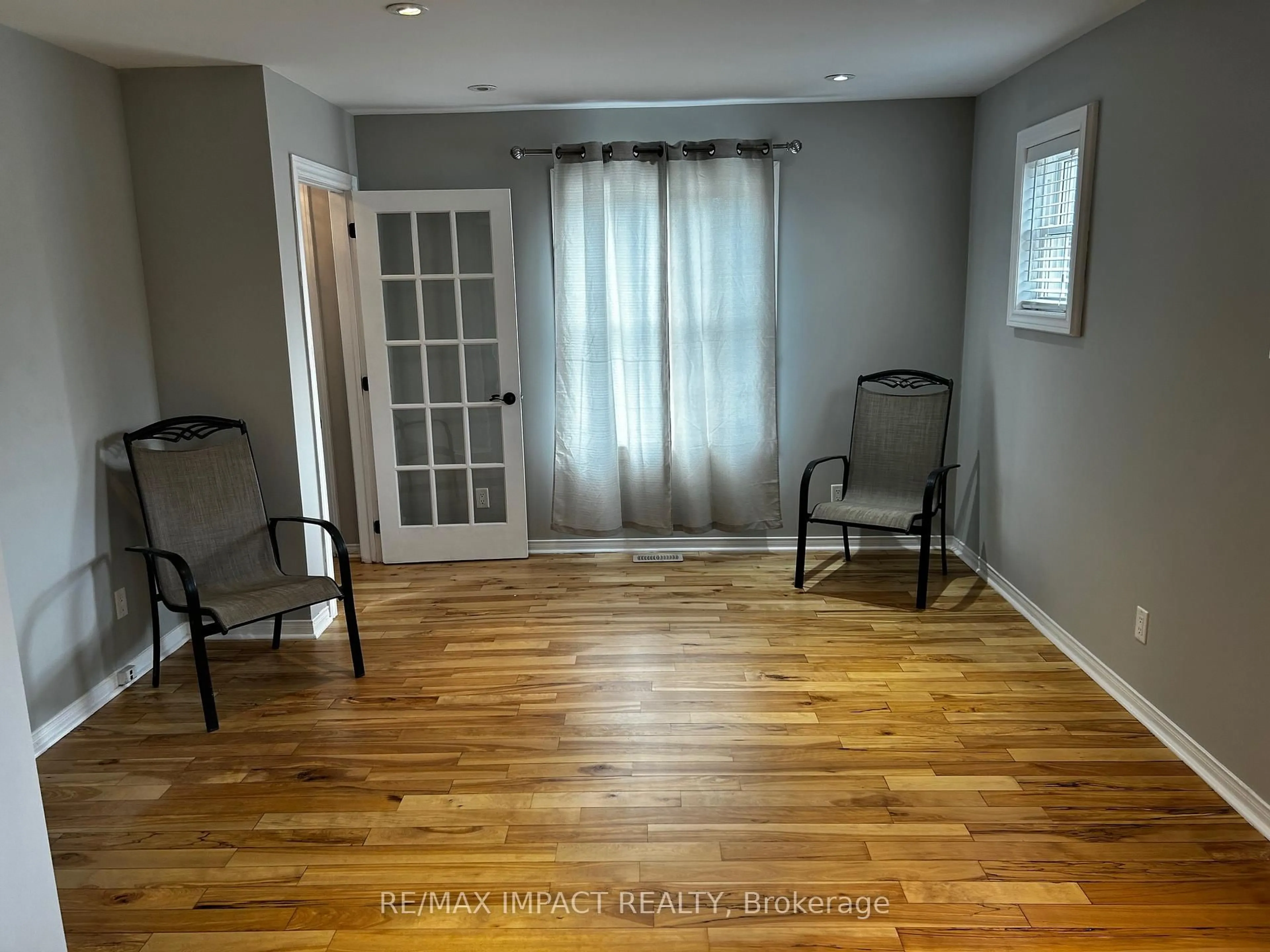 A pic of a room for 234 Oshawa Blvd Blvd, Oshawa Ontario L1G 5S9