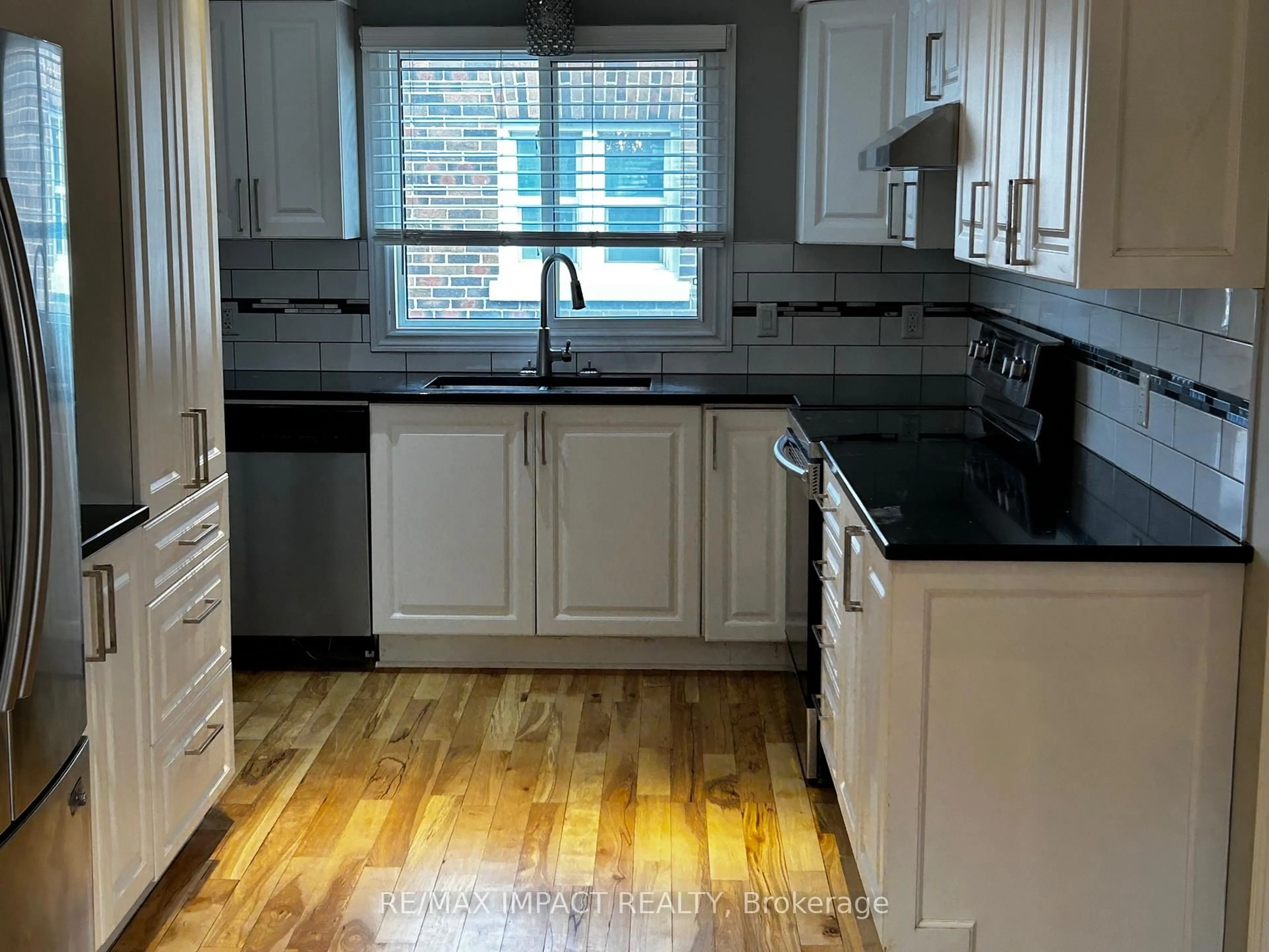 Unknown for 234 Oshawa Blvd Blvd, Oshawa Ontario L1G 5S9