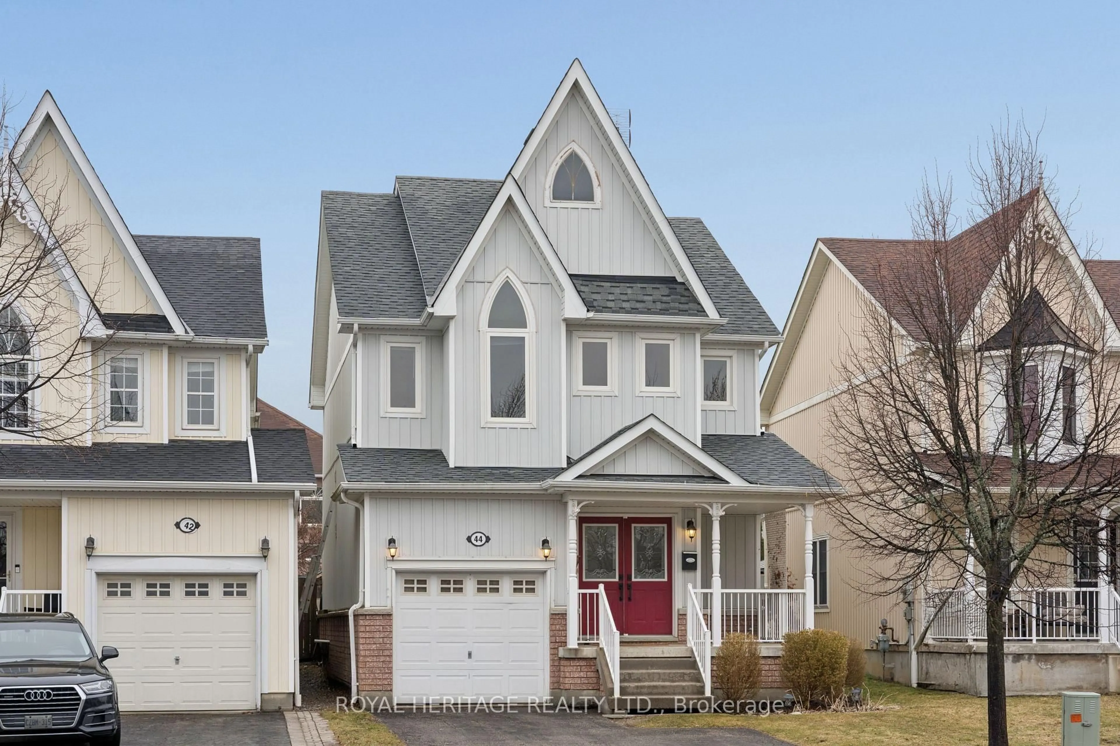 Home with vinyl exterior material, street for 44 Cranborne Cres, Whitby Ontario L1M 2M1
