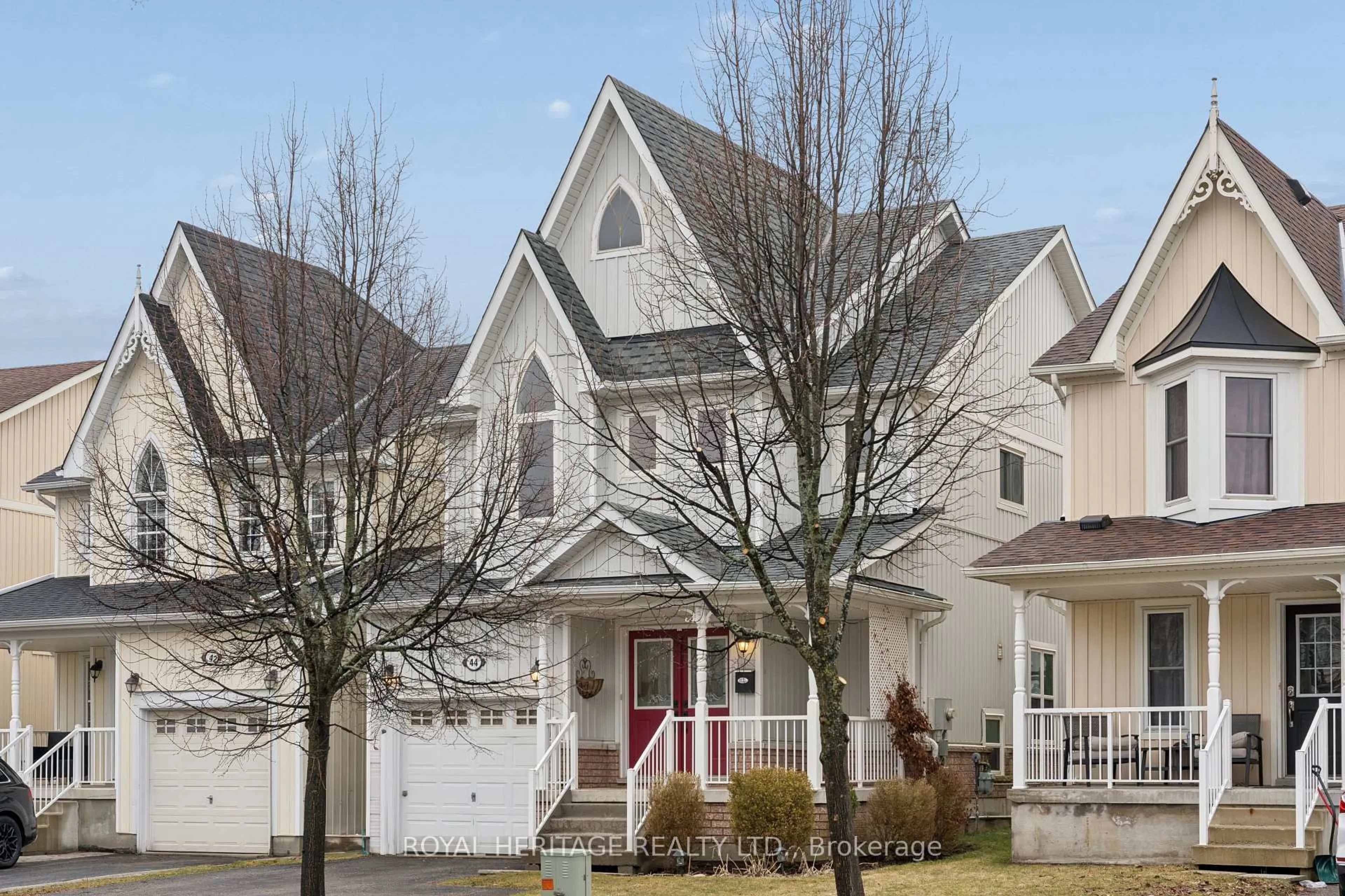 Home with vinyl exterior material, street for 44 Cranborne Cres, Whitby Ontario L1M 2M1