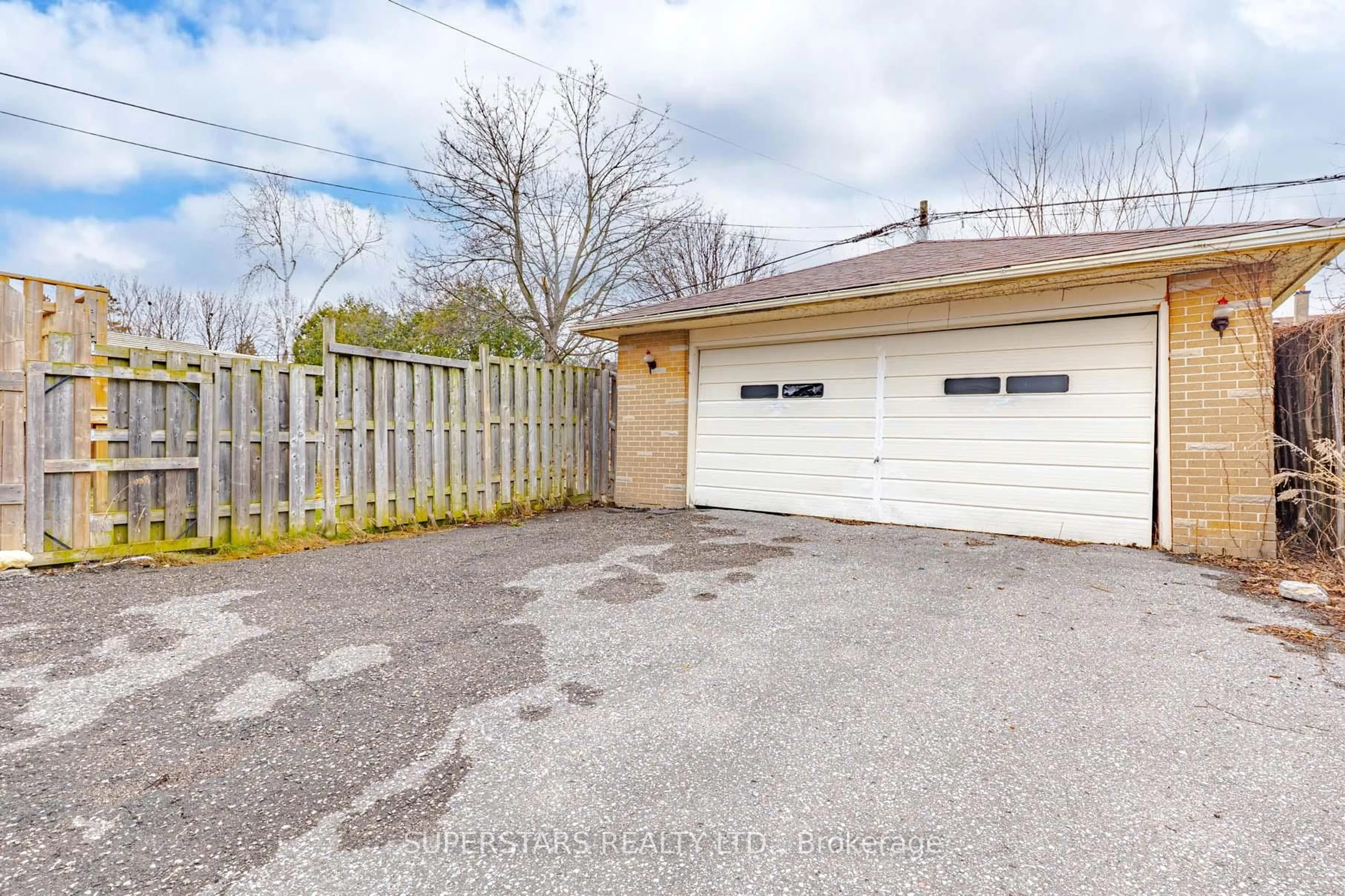 Unknown for 474 Fernhill Blvd, Oshawa Ontario L1J 5J7