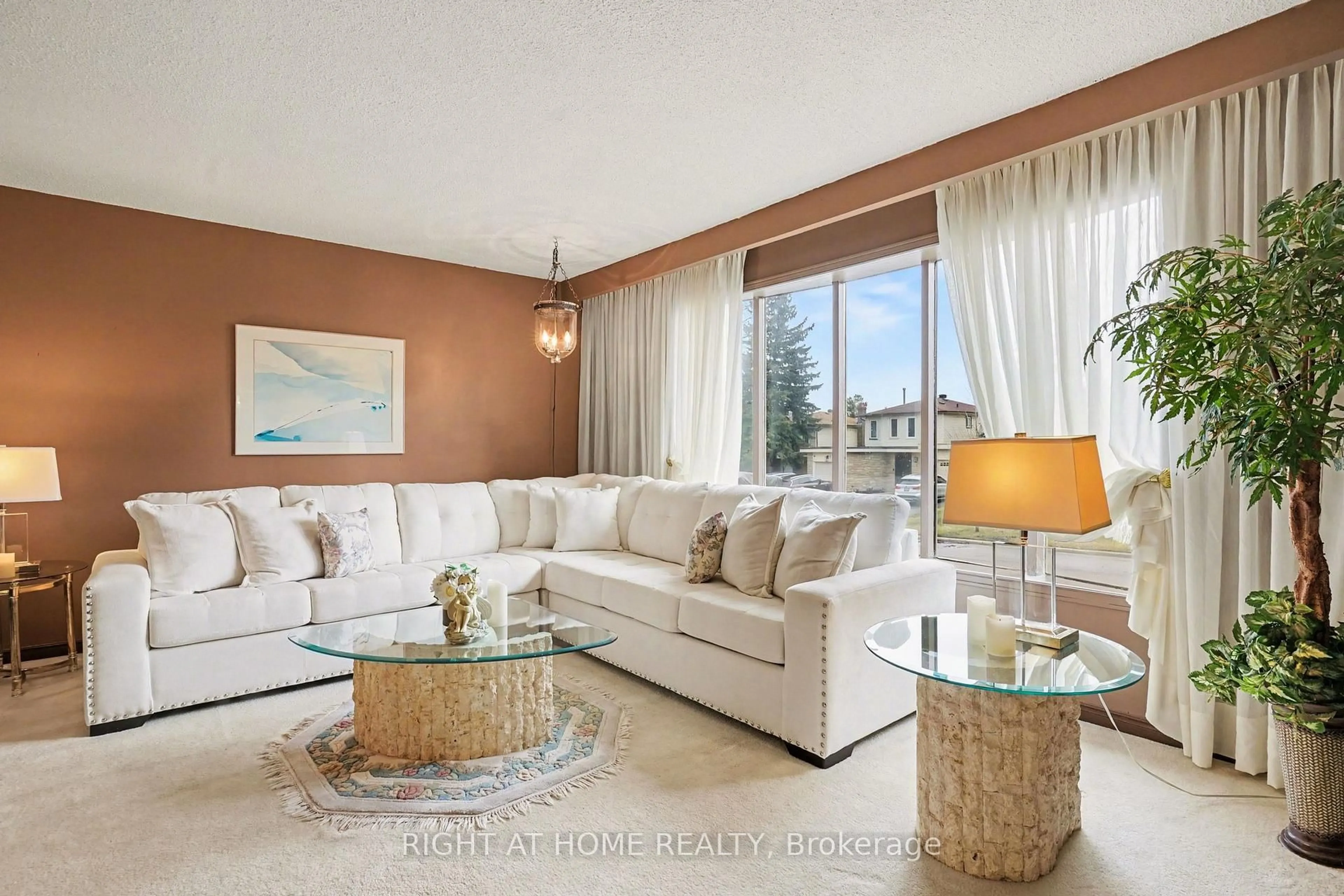 Living room with furniture, unknown for 4 Falcon Crt, Whitby Ontario L1N 6V5