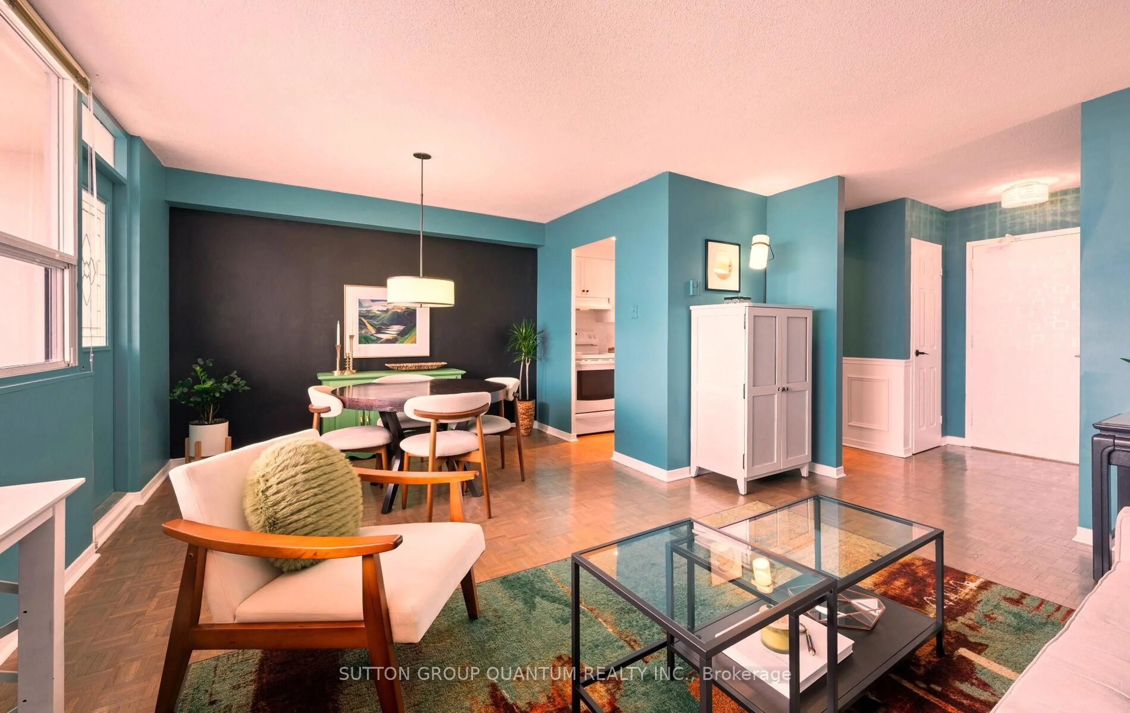 Living room with furniture, unknown for 2550 Pharmacy Ave #1501, Toronto Ontario M1W 1H9