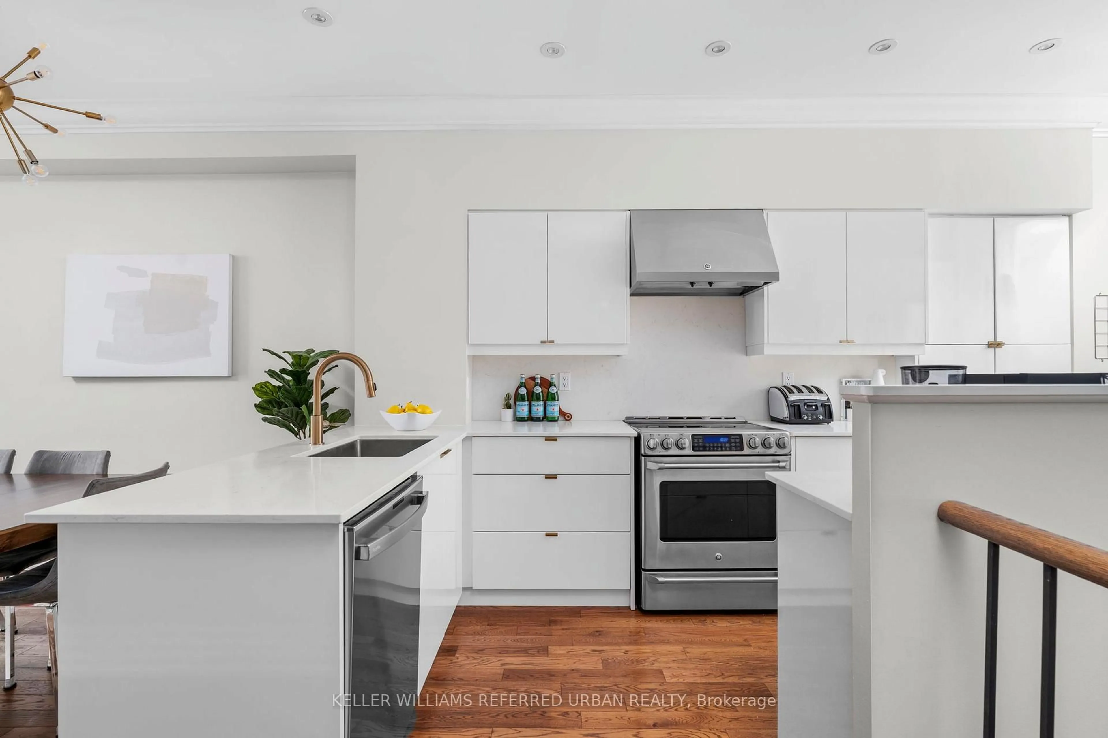 Contemporary kitchen, unknown for 23 East York Ave, Toronto Ontario M4K 3Z8