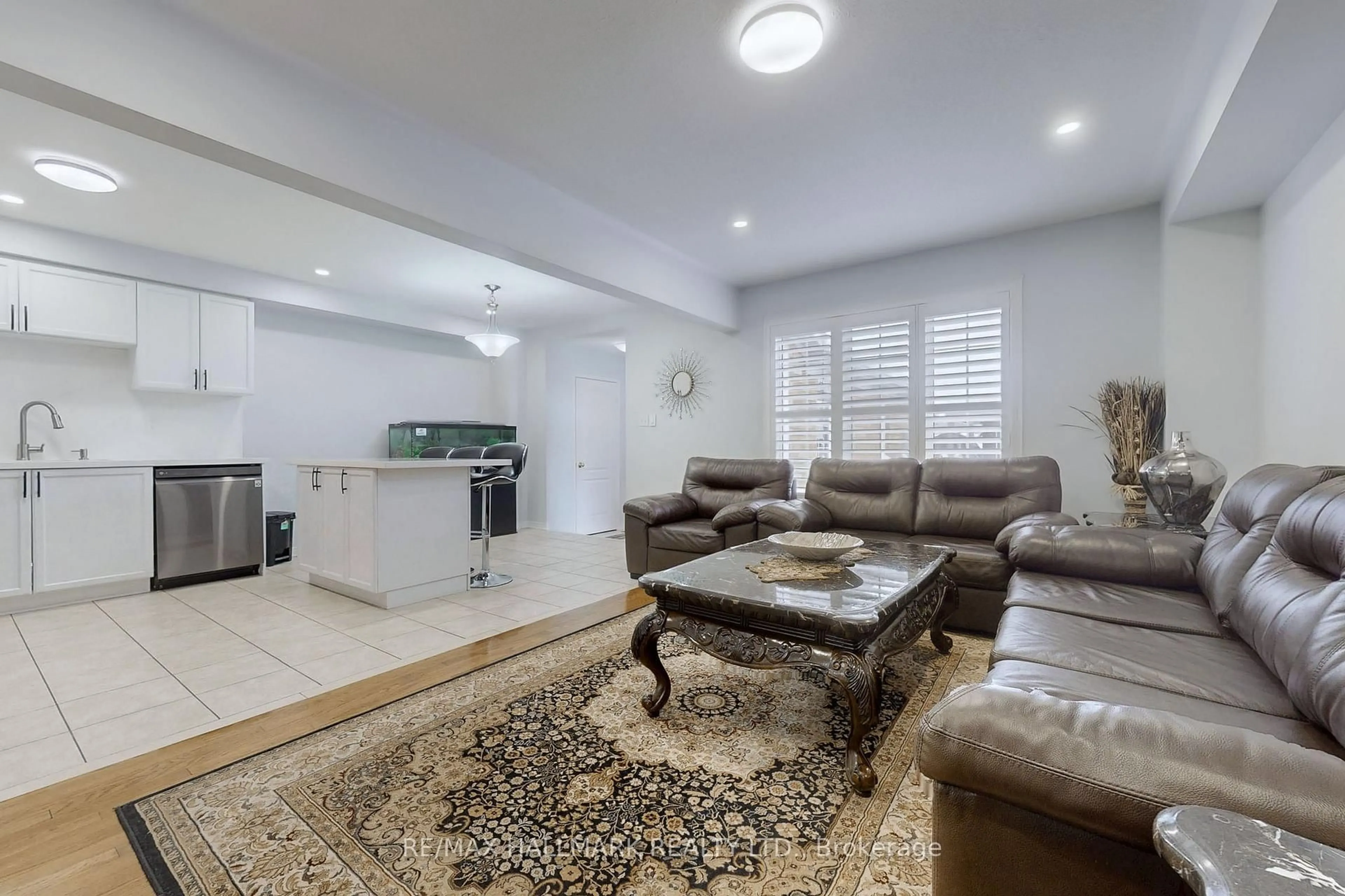 Living room with furniture, unknown for 6 Blytheway Gate, Ajax Ontario L1T 0J5