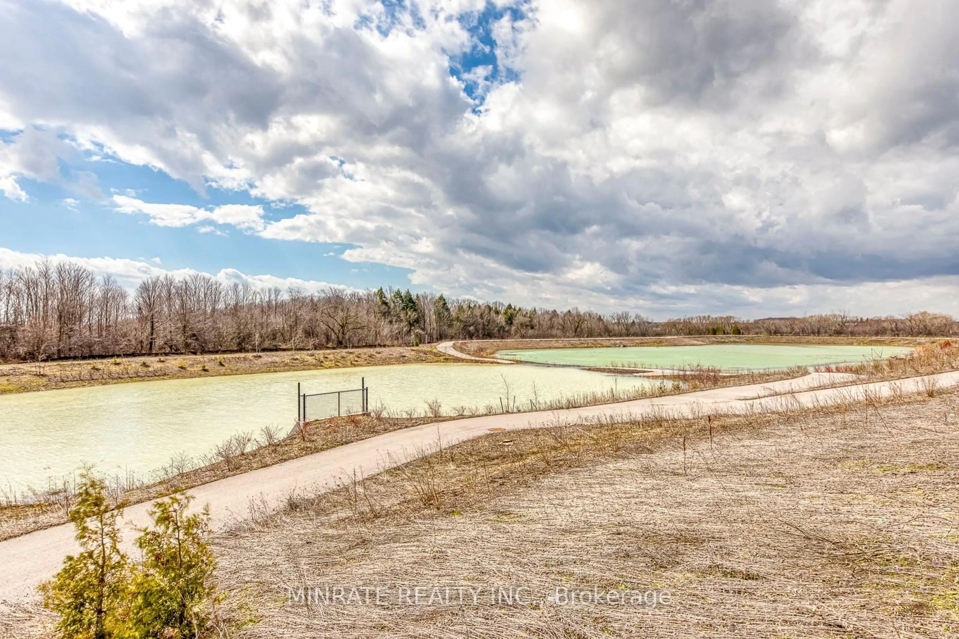 A pic from outside/outdoor area/front of a property/back of a property/a pic from drone, water/lake/river/ocean view for 3039 Turtlecreek Pl, Pickering Ontario L1X 0V1