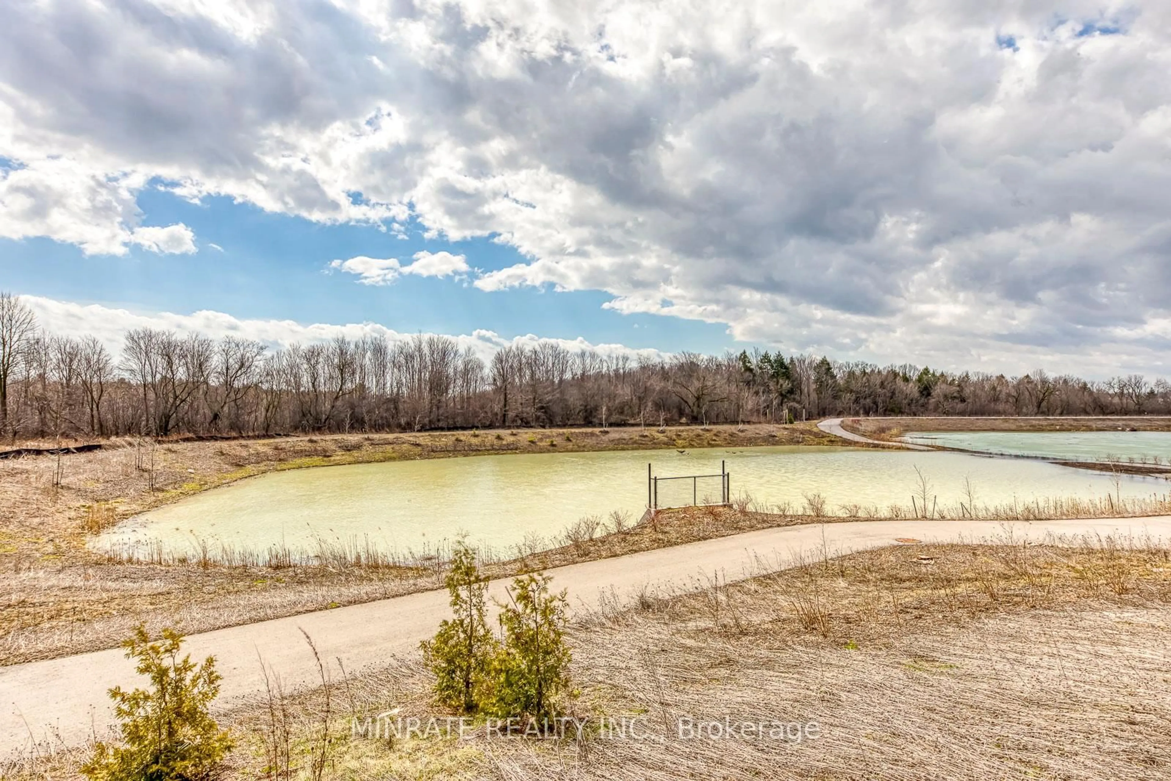 A pic from outside/outdoor area/front of a property/back of a property/a pic from drone, water/lake/river/ocean view for 3039 Turtlecreek Pl, Pickering Ontario L1X 0V1