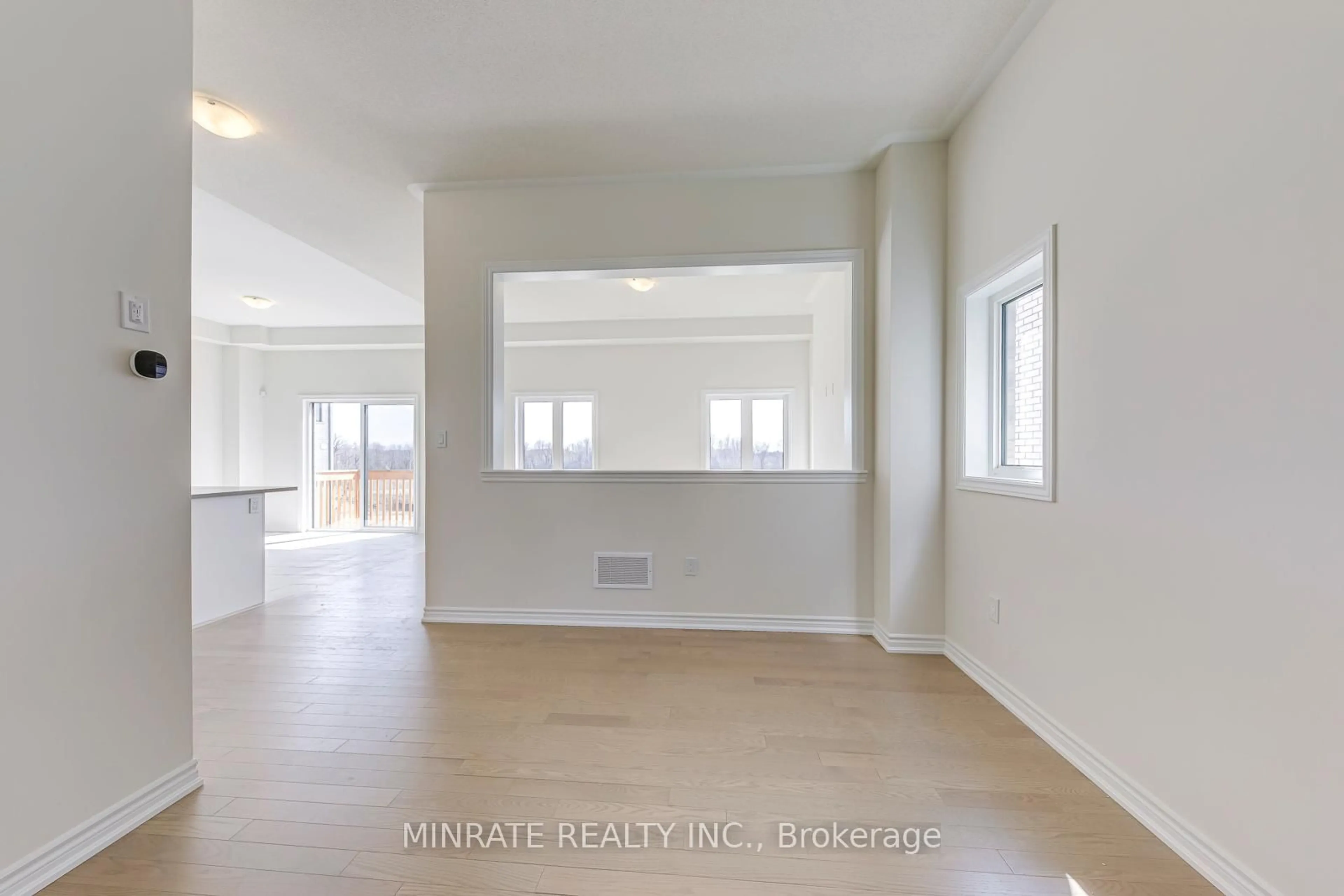 Indoor entryway for 681 Catalina Manr, Pickering Ontario L1X 0V1