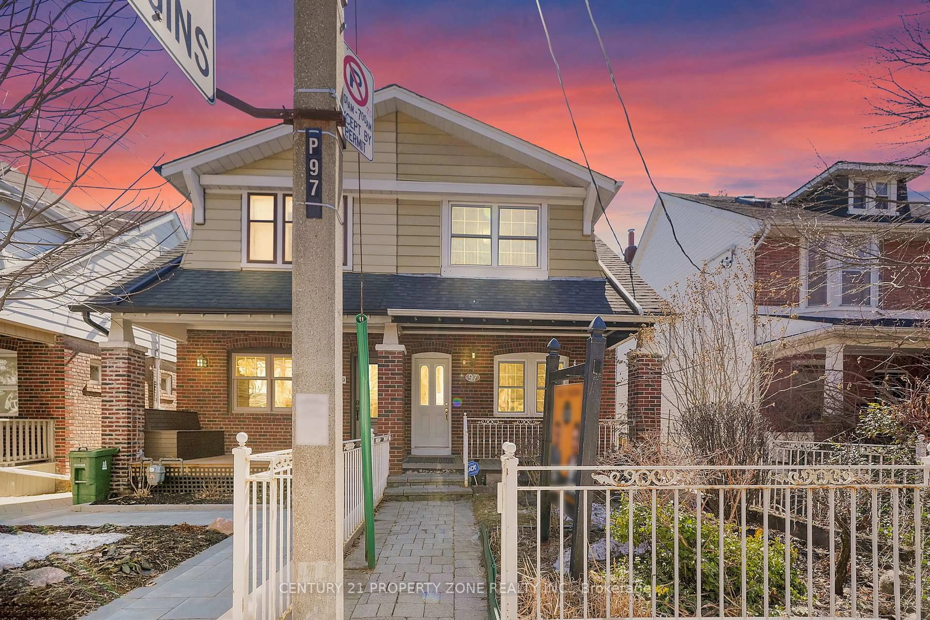 Unknown for 97 SPARKHALL Ave, Toronto Ontario M4K 1G7