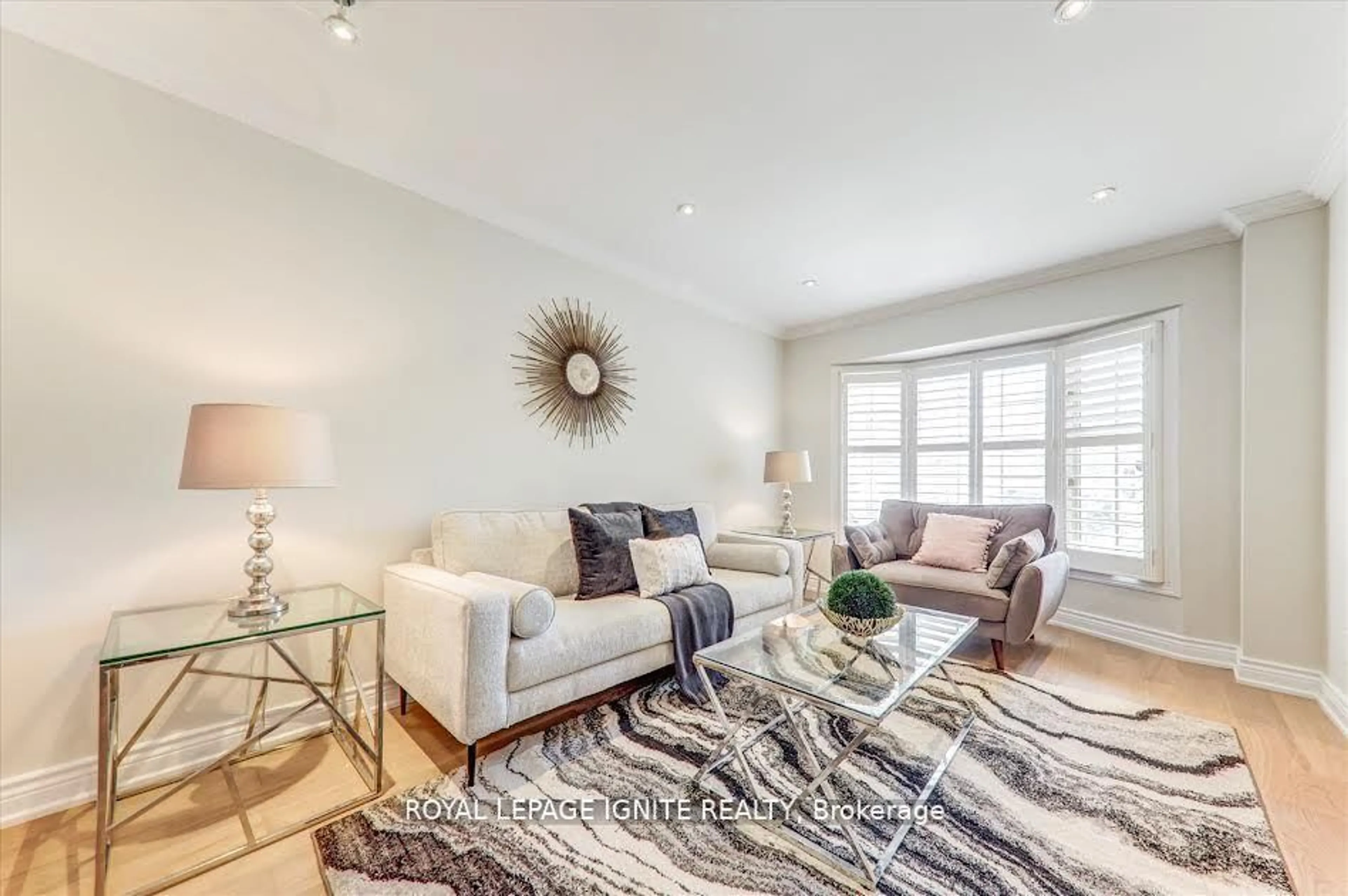 Living room with furniture, unknown for 26 Halfmoon Sq, Toronto Ontario M1C 3V3