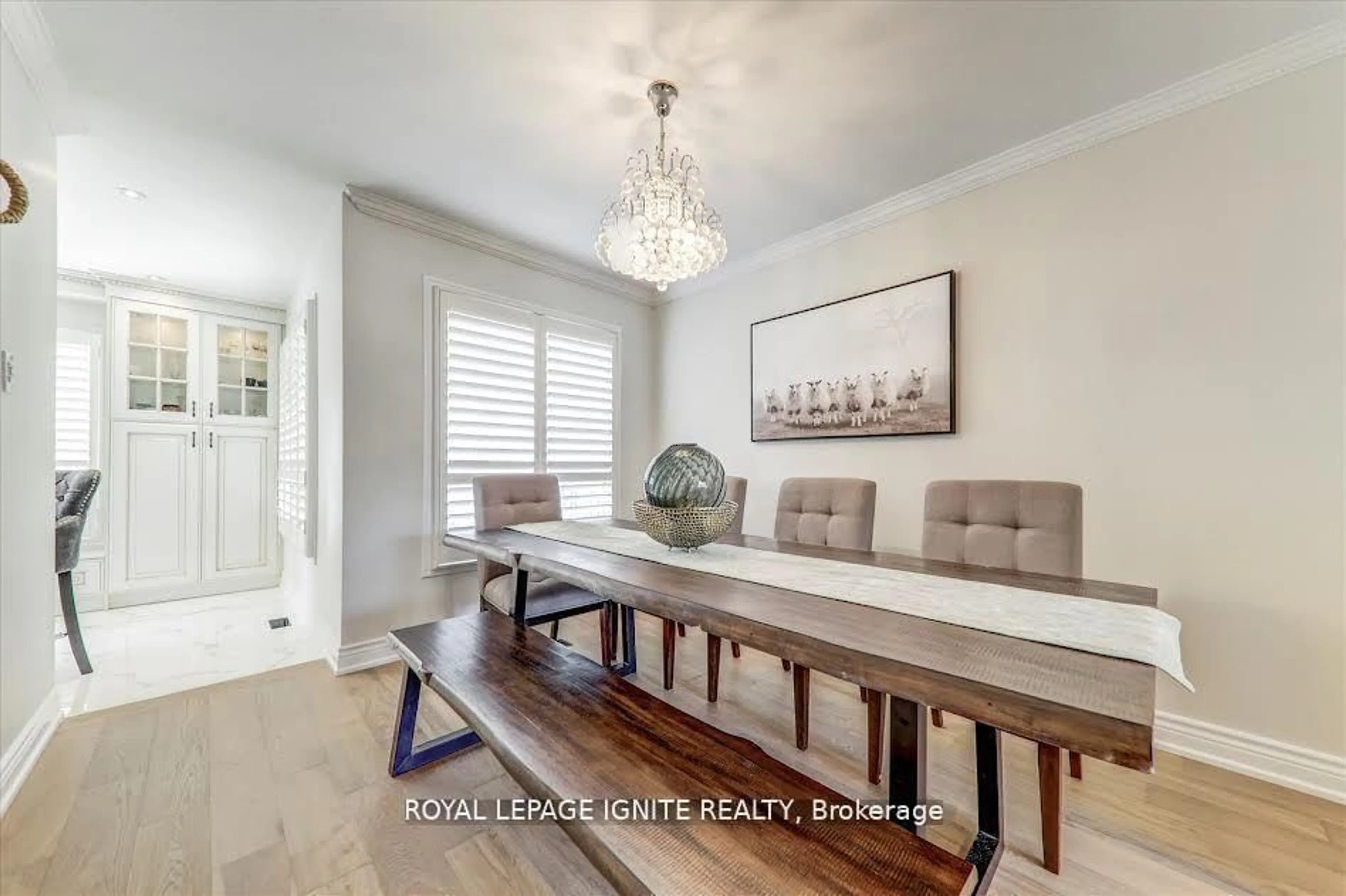 Dining room, wood/laminate floor for 26 Halfmoon Sq, Toronto Ontario M1C 3V3
