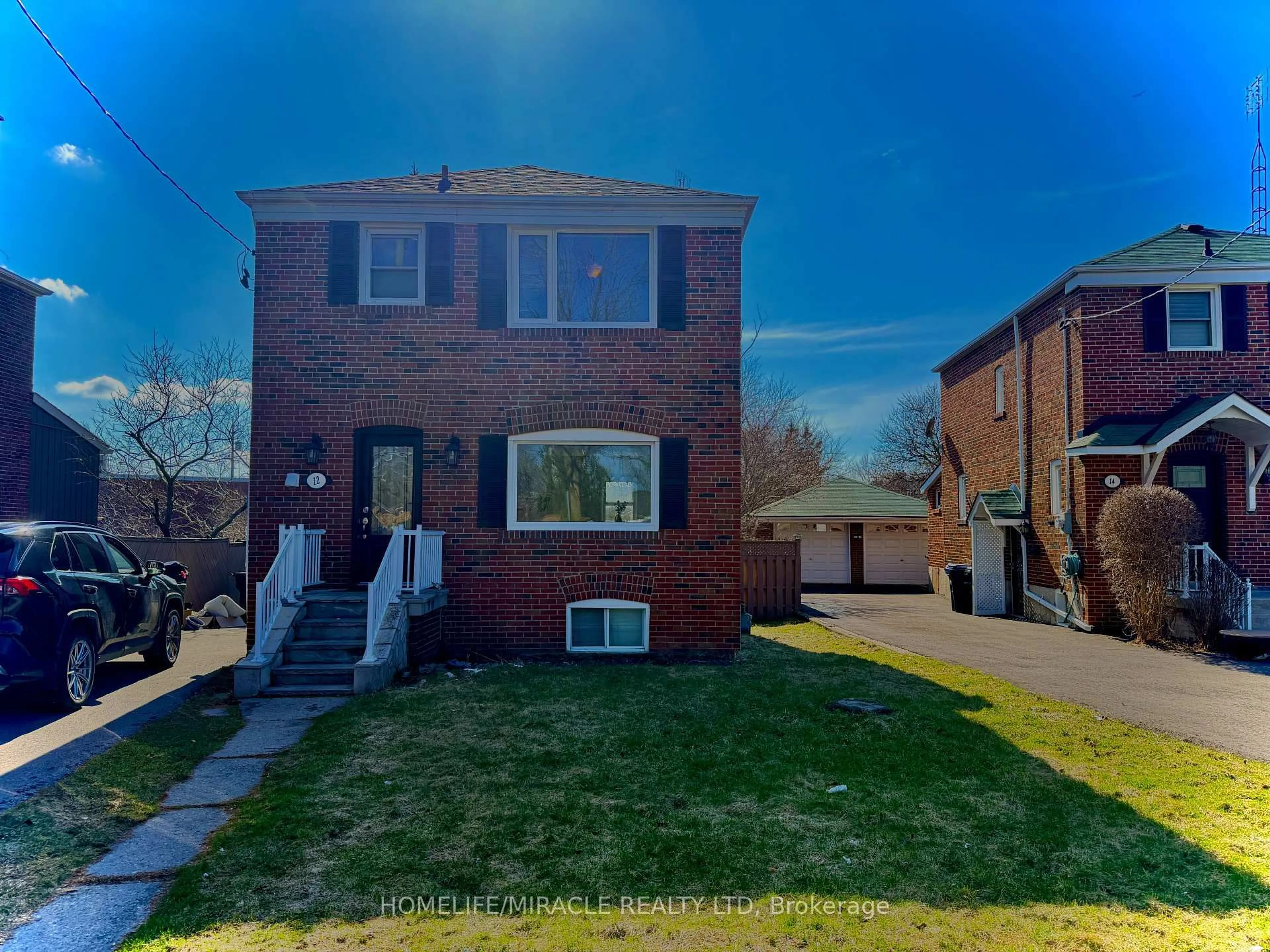 A pic from outside/outdoor area/front of a property/back of a property/a pic from drone, street for 12 Roselm Rd, Toronto Ontario M1R 3Y6