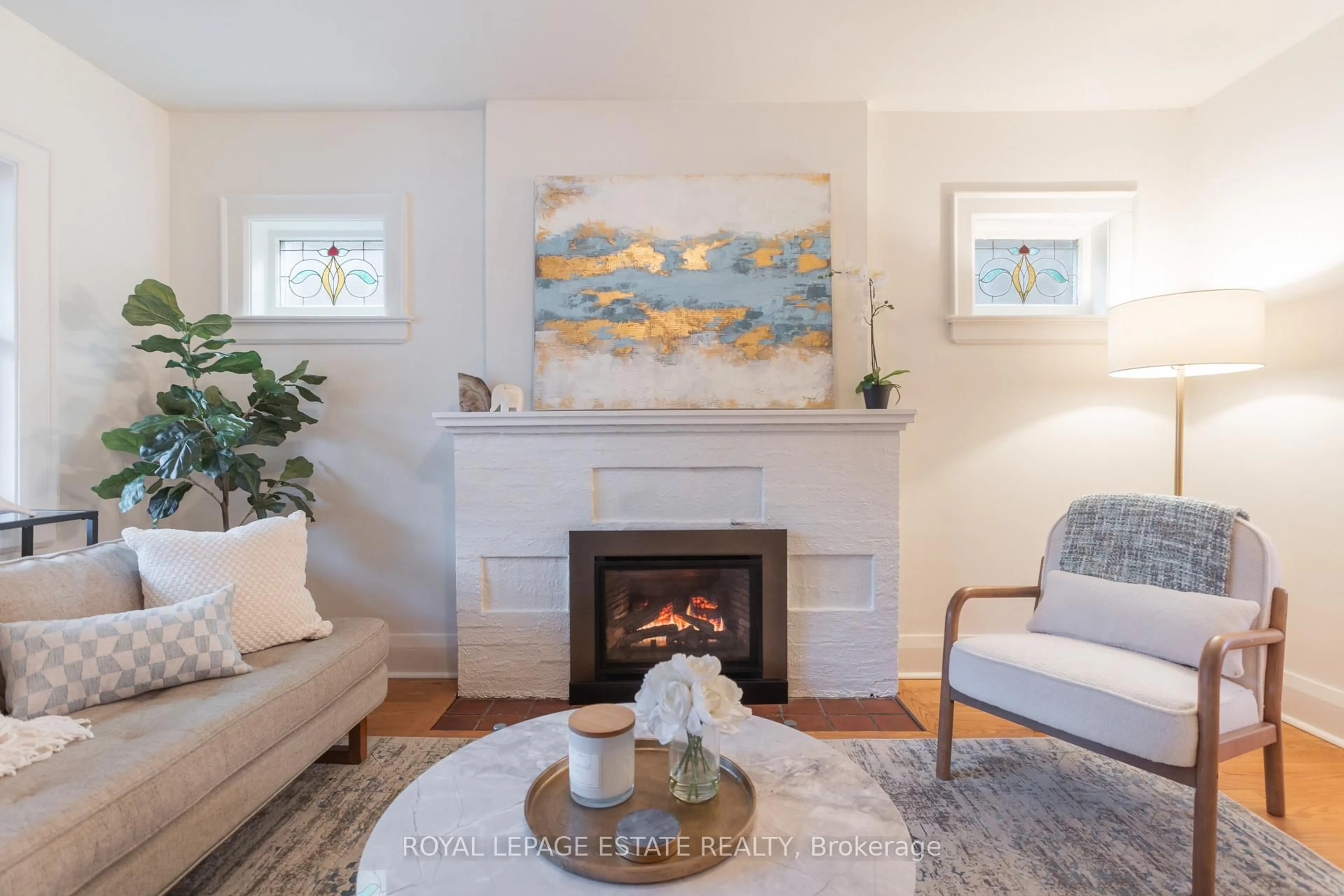 Living room with furniture, unknown for 358 Victoria Park Ave, Toronto Ontario M4E 3S8