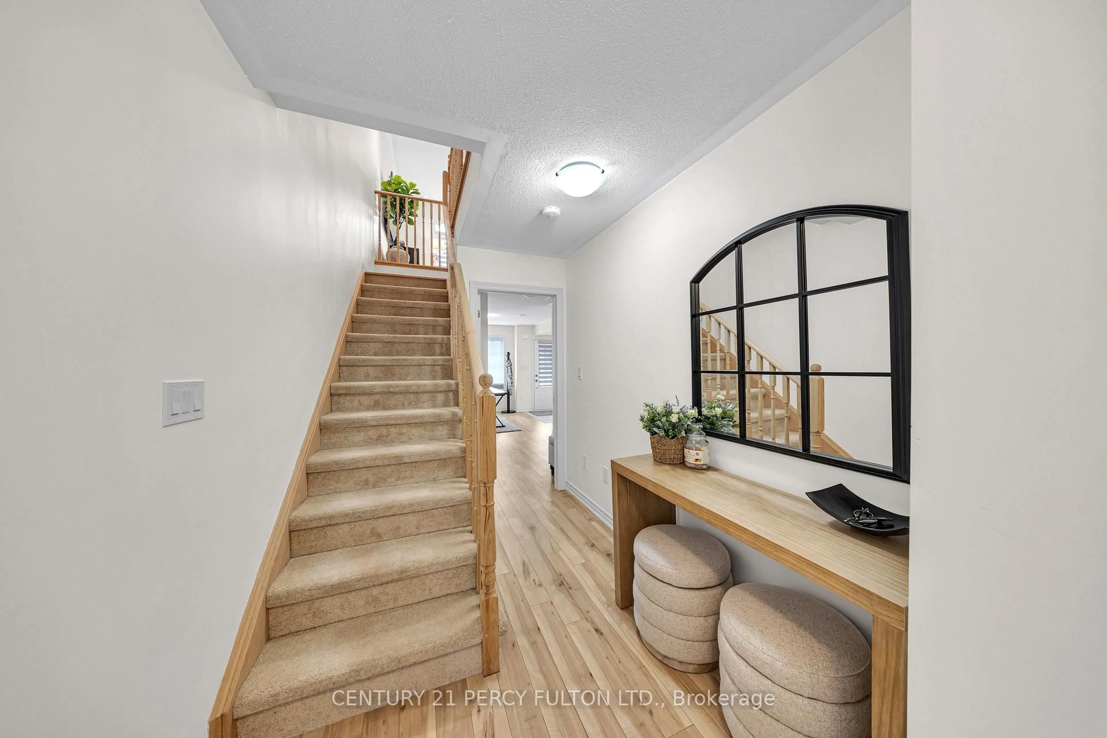 Indoor entryway for 23 Honey Crisp Lane, Clarington Ontario L1C 7H7