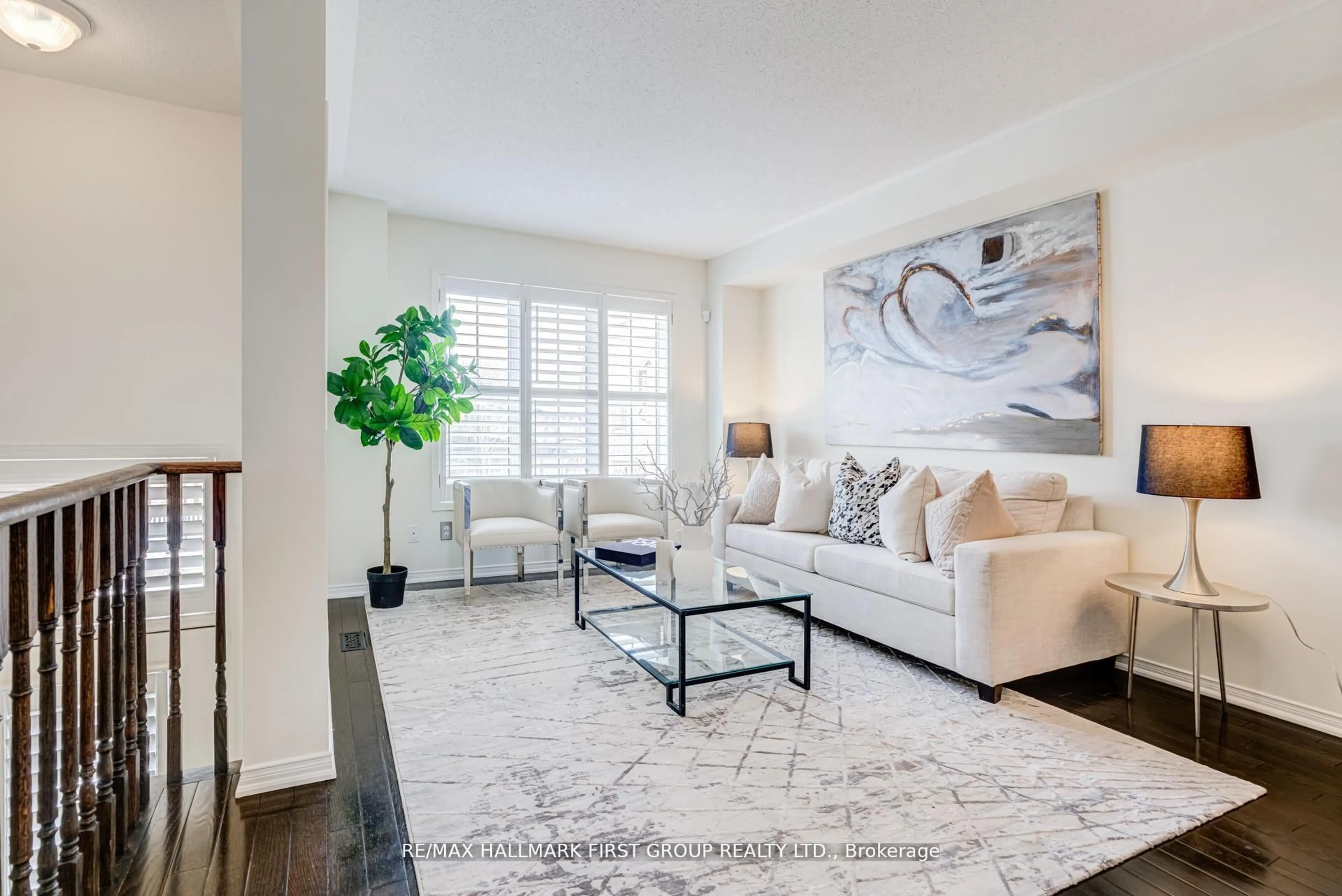 Living room with furniture, unknown for 31 Reevesmere Lane, Ajax Ontario L1Z 0L3