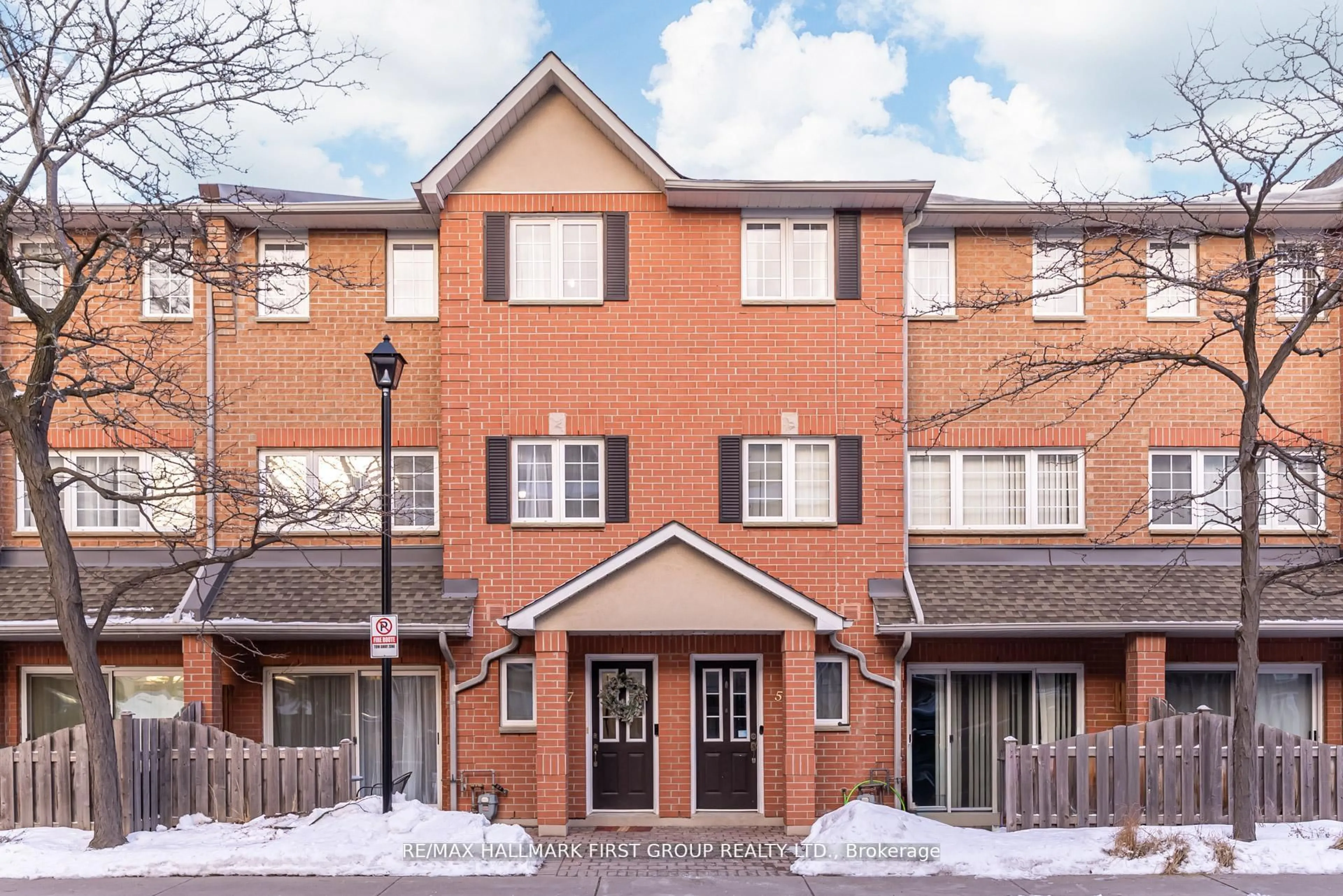 Home with brick exterior material, street for 1400 The Esplanade N #507, Pickering Ontario L1V 6V4