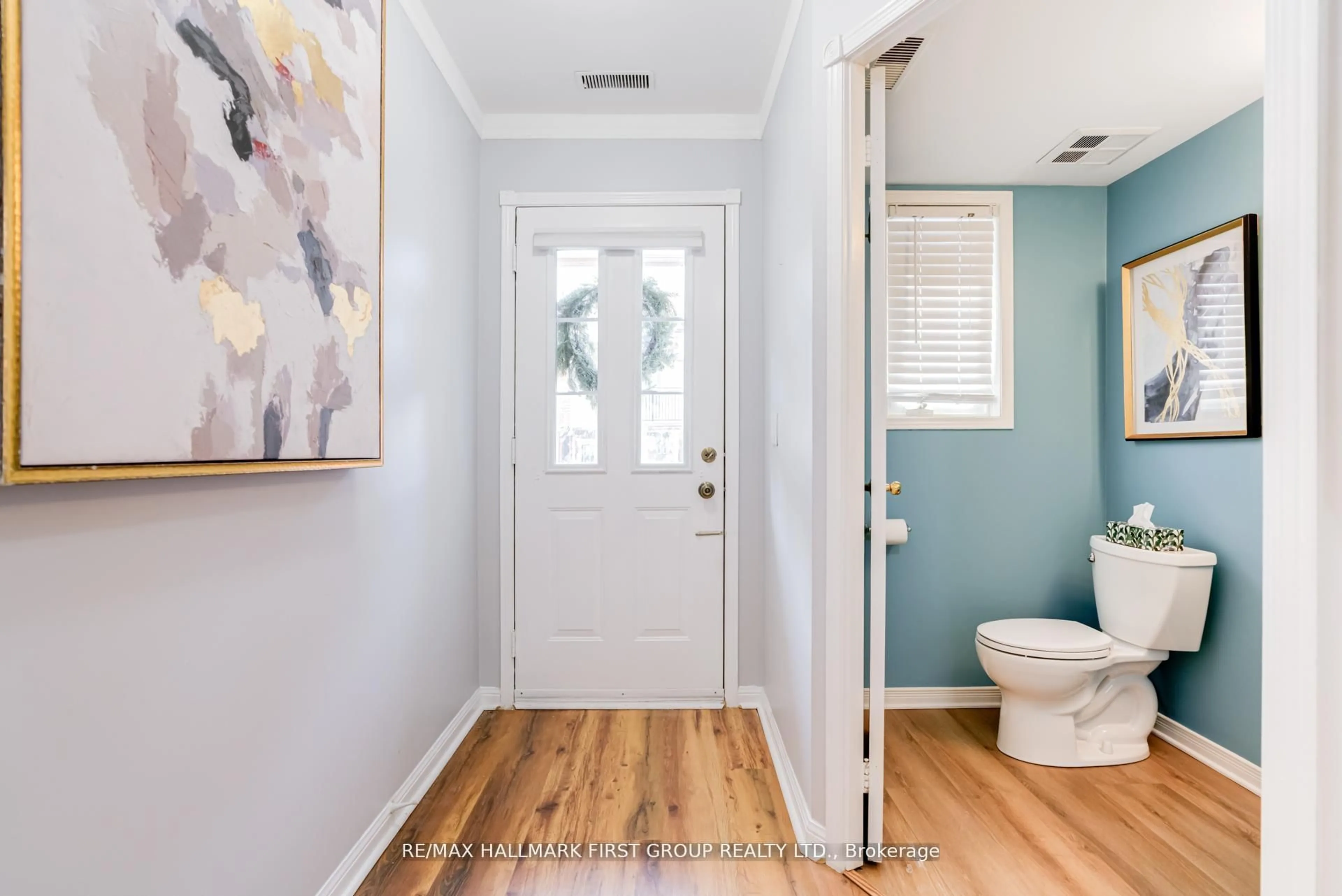 Indoor entryway for 1400 The Esplanade N #507, Pickering Ontario L1V 6V4