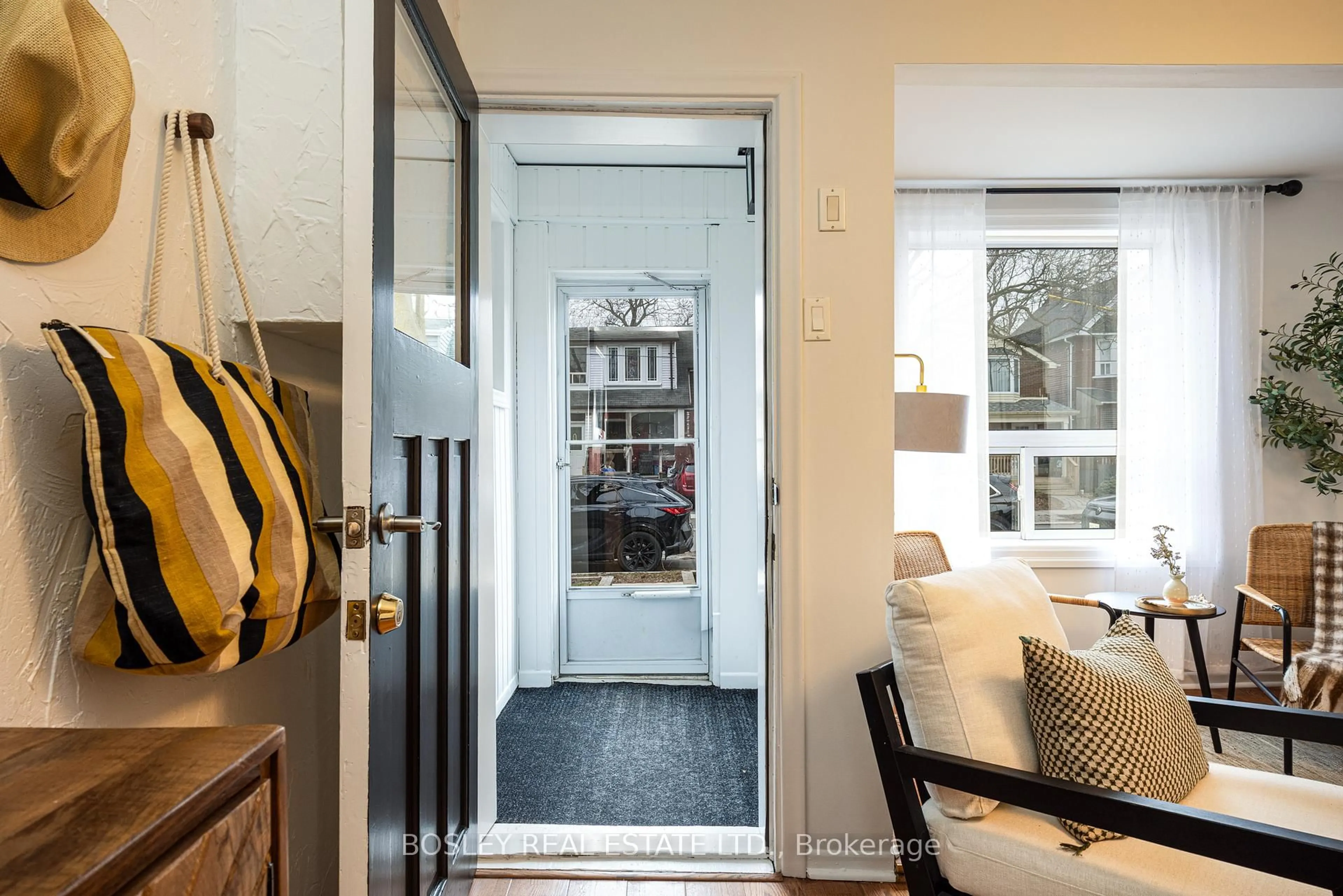 Indoor entryway for 195 Rhodes Ave, Toronto Ontario M4L 3A2