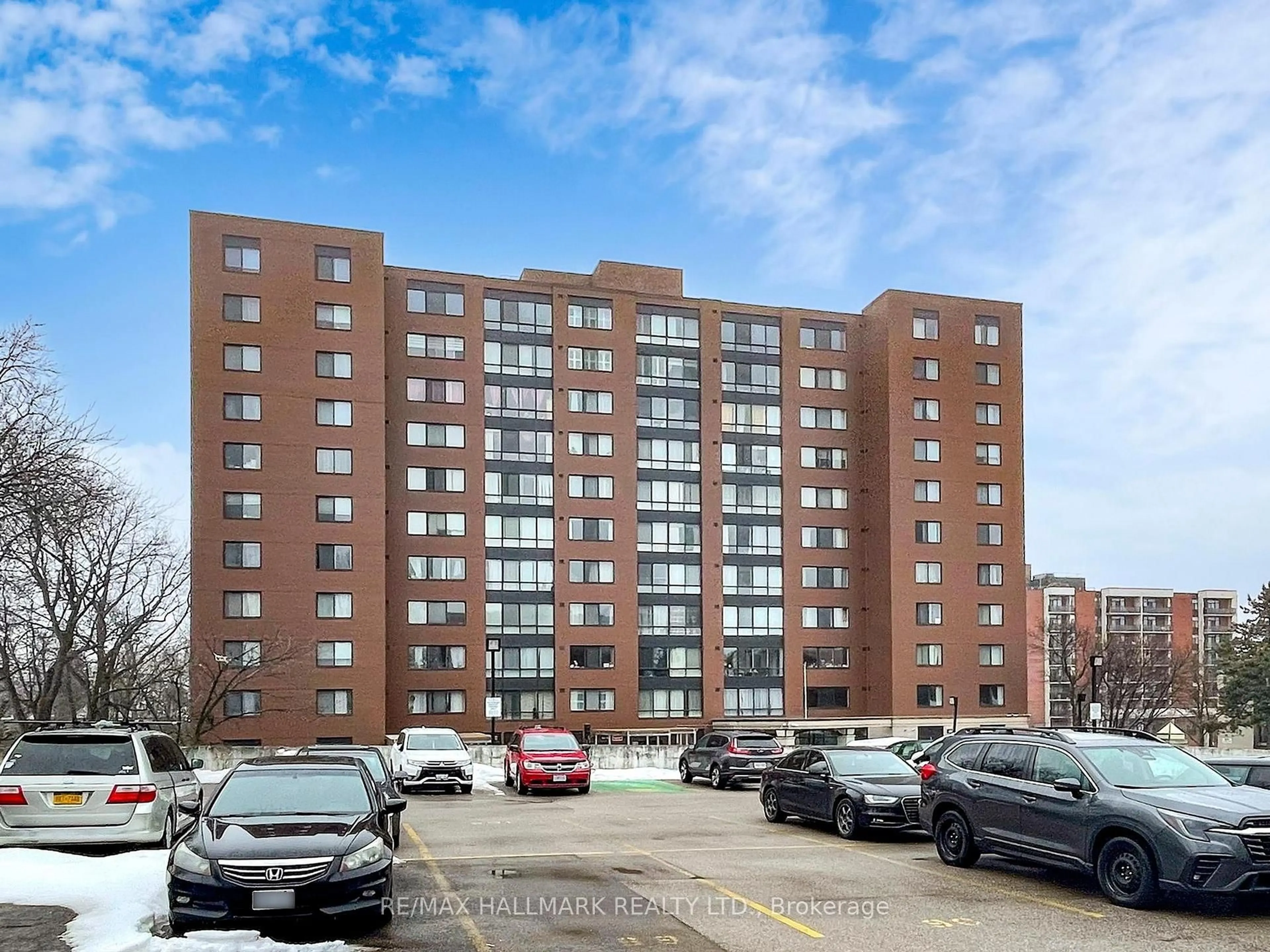 Unknown for 1665 Victoria Park Ave #802, Toronto Ontario M1R 5E5