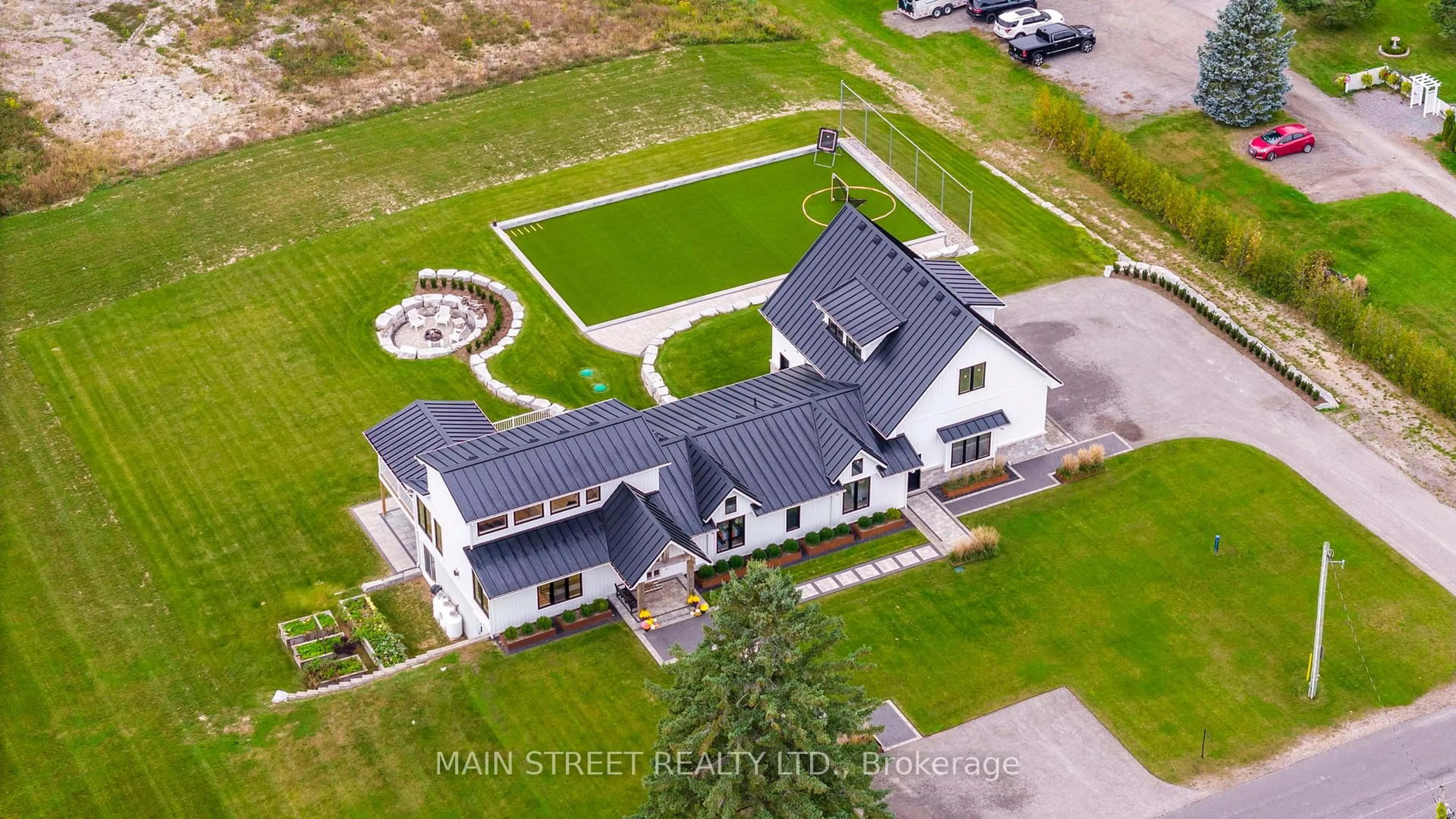 A pic from outside/outdoor area/front of a property/back of a property/a pic from drone, street for 6346 Clemens Rd, Clarington Ontario L1C 5R3