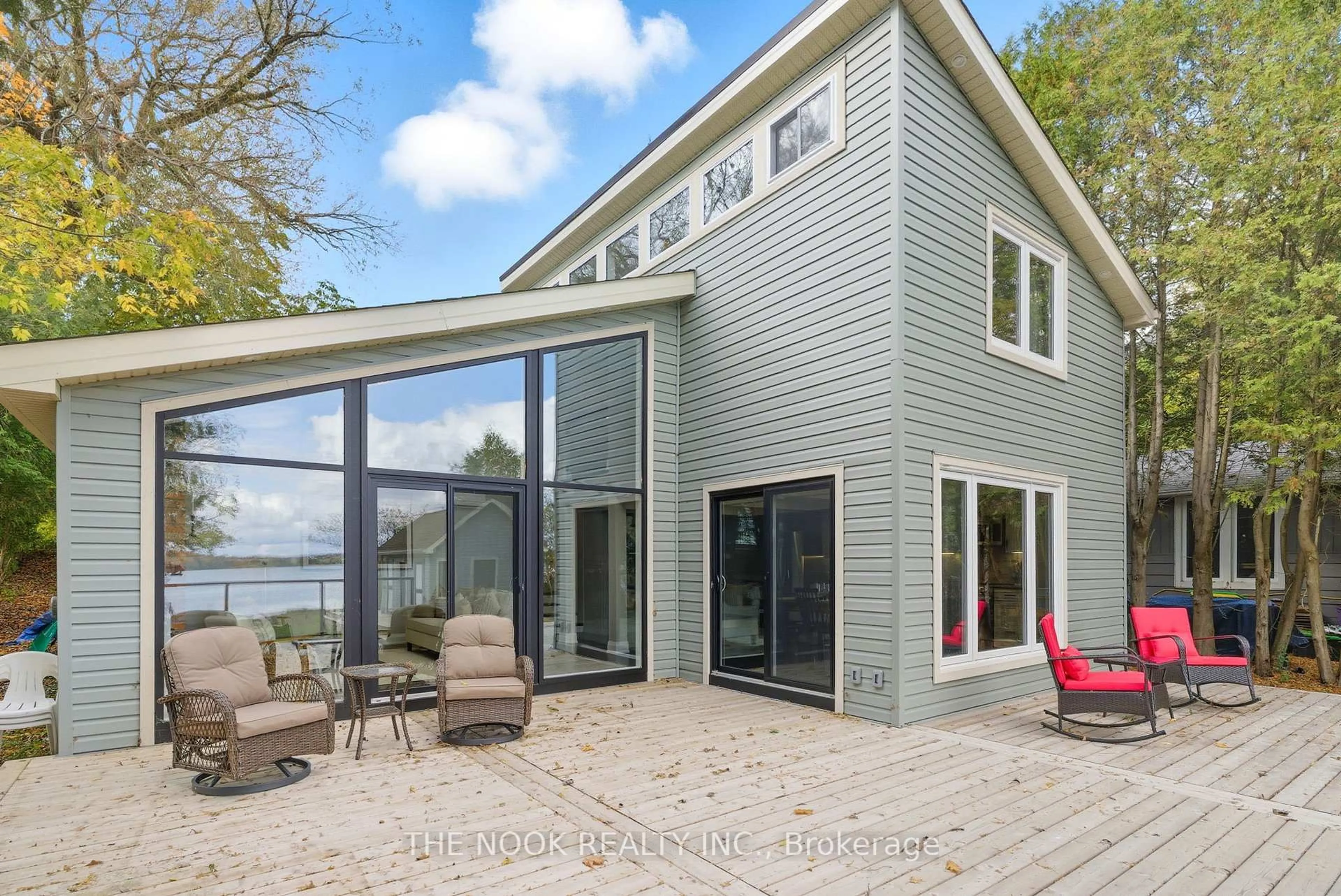 Home with vinyl exterior material, water/lake/river/ocean view for 55 Honey's Beach Rd, Scugog Ontario L9L 0B5