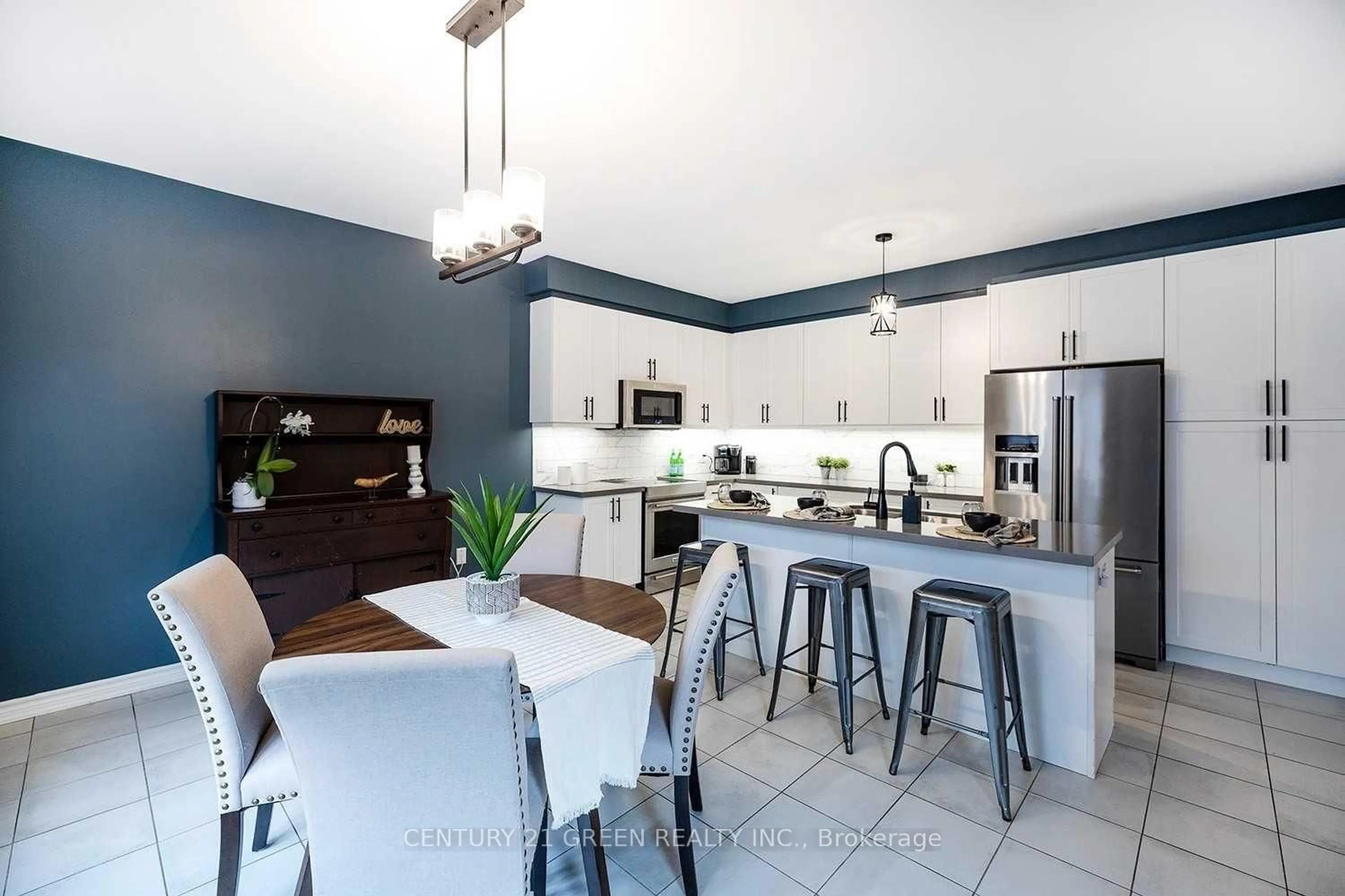 Open concept kitchen, ceramic/tile floor for 130 Crombie St, Clarington Ontario L1C 3K2